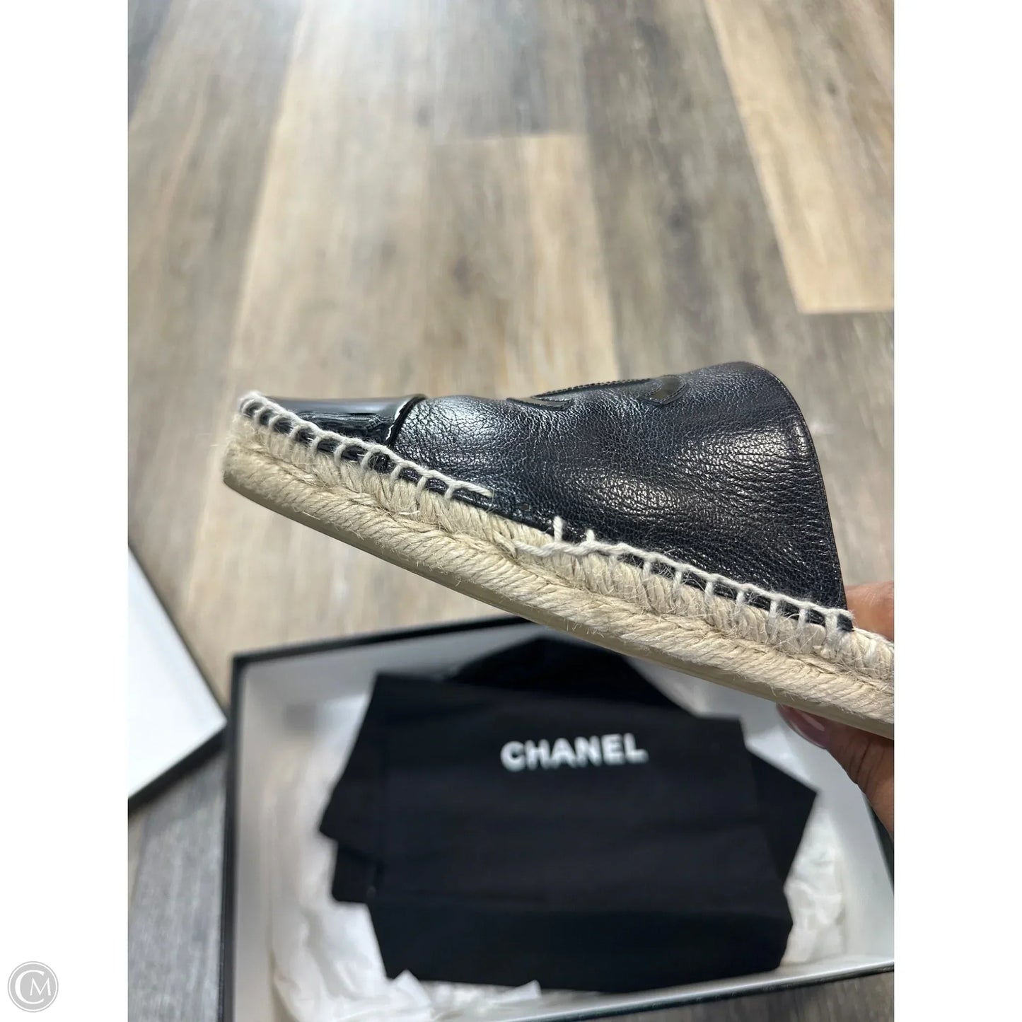Shoes Luxury Designer By Chanel In Black, Size: 7