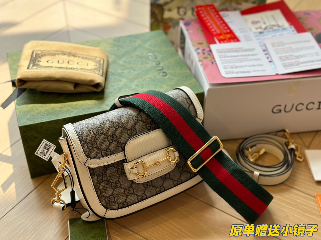 Gucci Horsebit Handbag