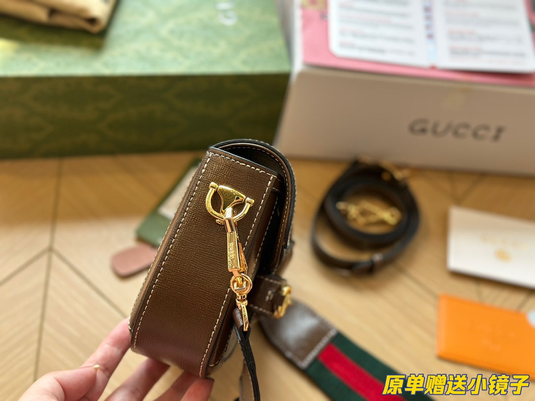Gucci Horsebit Handbag