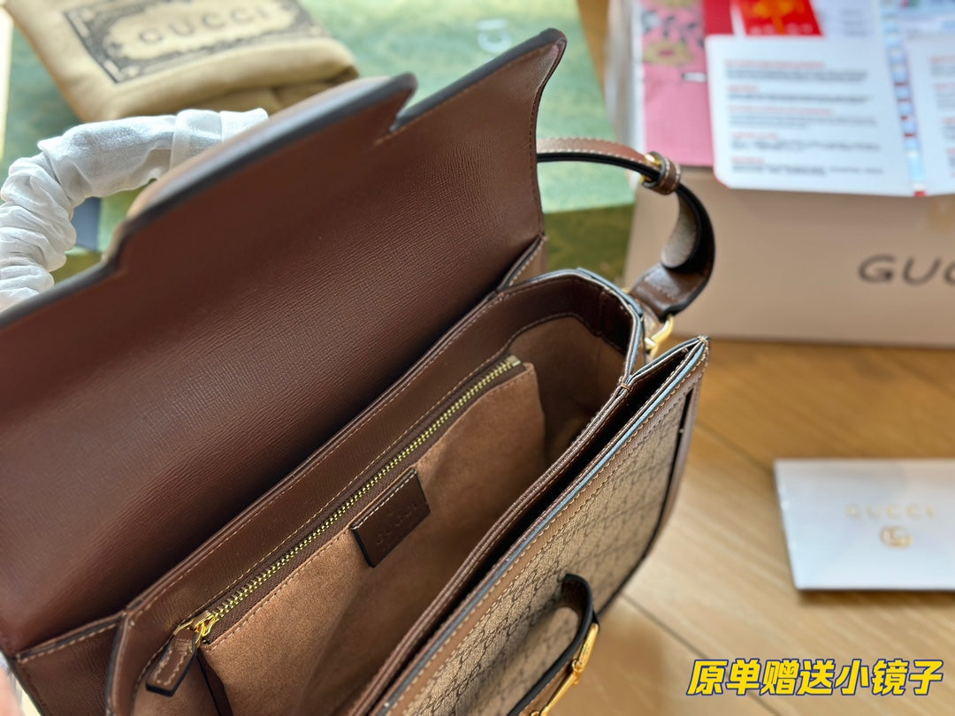 Gucci Horsebit Handbag