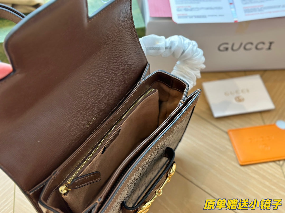 Gucci Horsebit Handbag