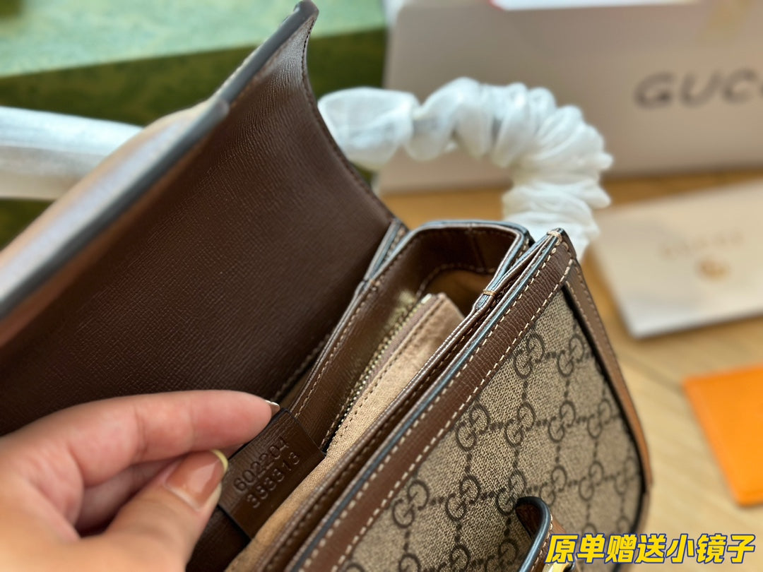 Gucci Horsebit Handbag