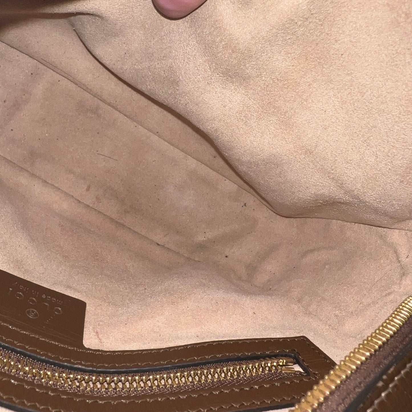 Crossbody Luxury Designer By Gucci Size: Small
