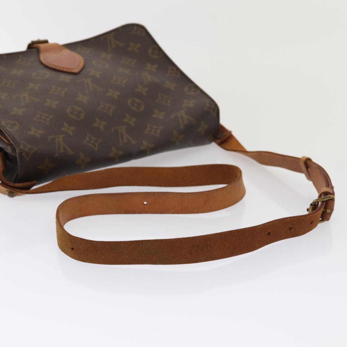 LOUIS VUITTON Cartouchiere 26 Shoulder Bag