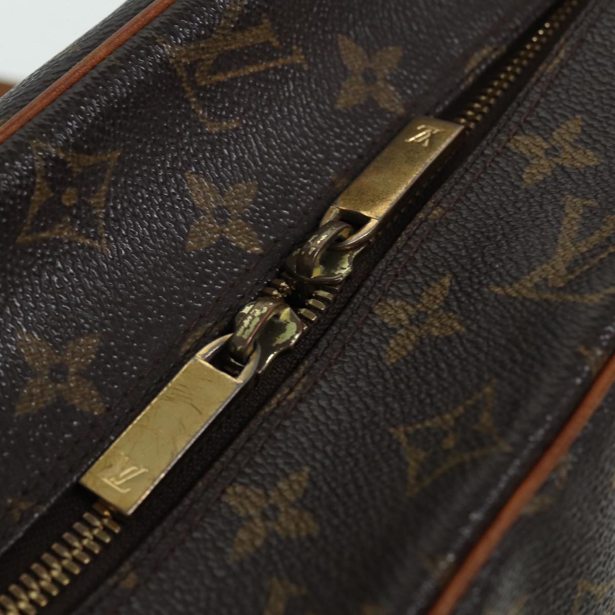 LOUIS VUITTON Cite Shoulder Bag