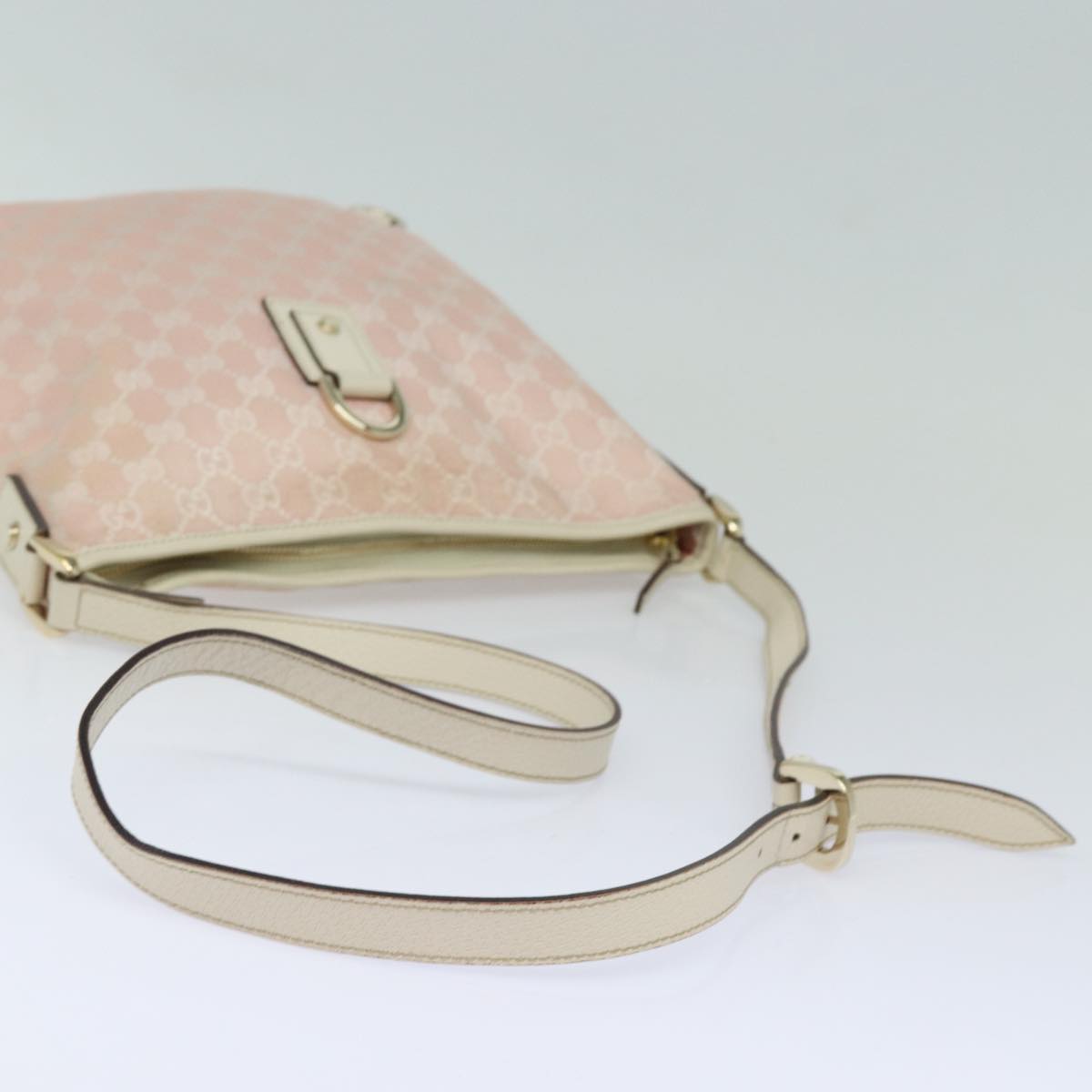 GUCCI GG canvas Shoulder Bag