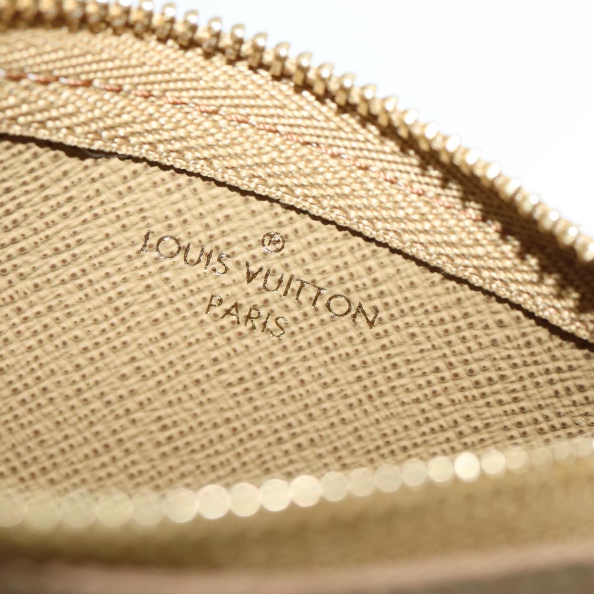 LOUIS VUITTON Bucket Shoulder Bag