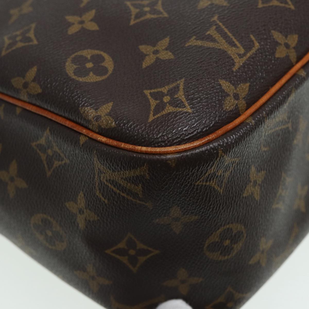 LOUIS VUITTON Cite Shoulder Bag