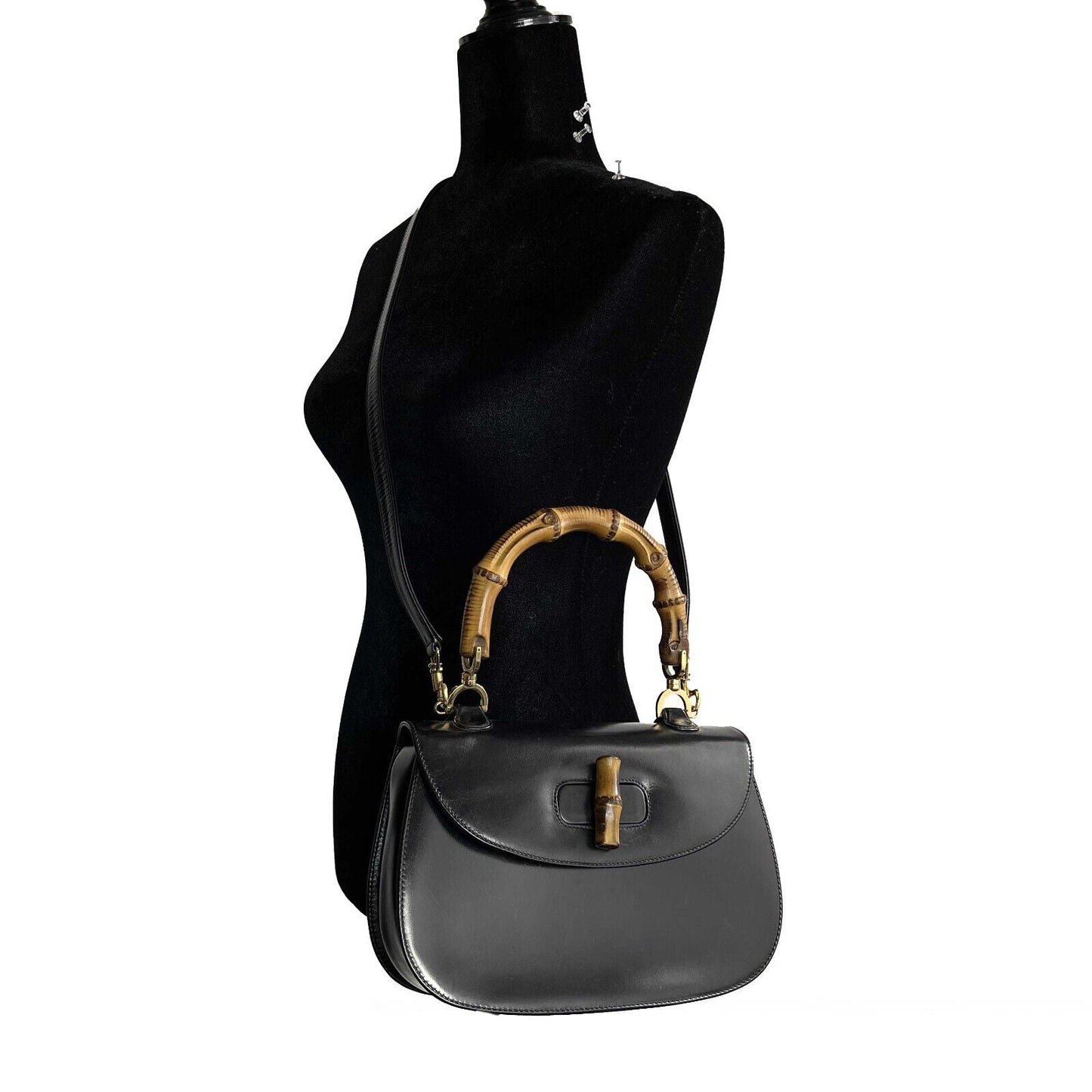 GUCCI Vintage Bamboo Night Handle Black shoulder crossbody bag