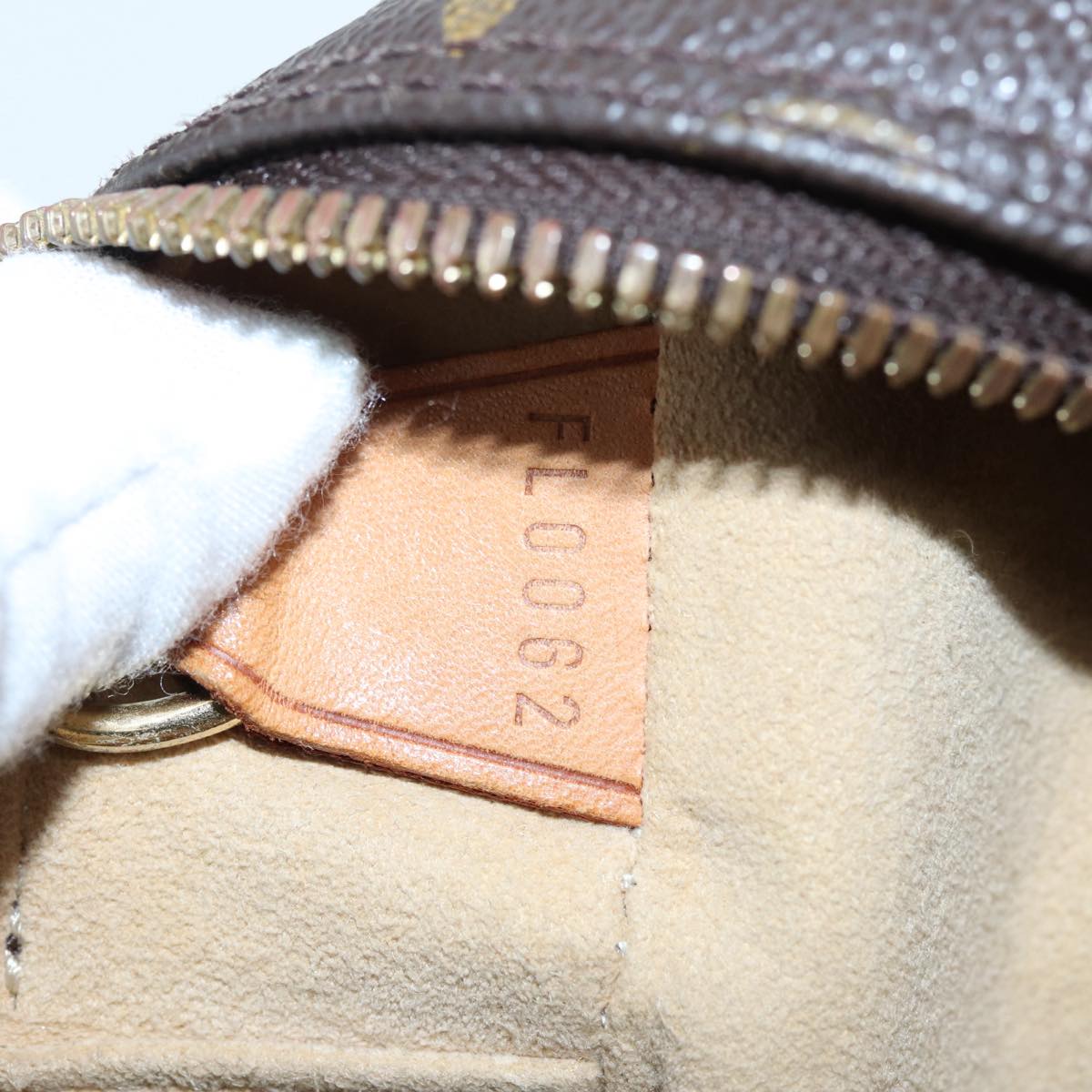 LOUIS VUITTON Cite Shoulder Bag