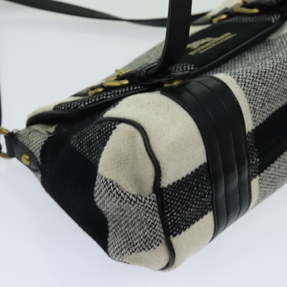 Burberry Nova Check Shoulder Bag