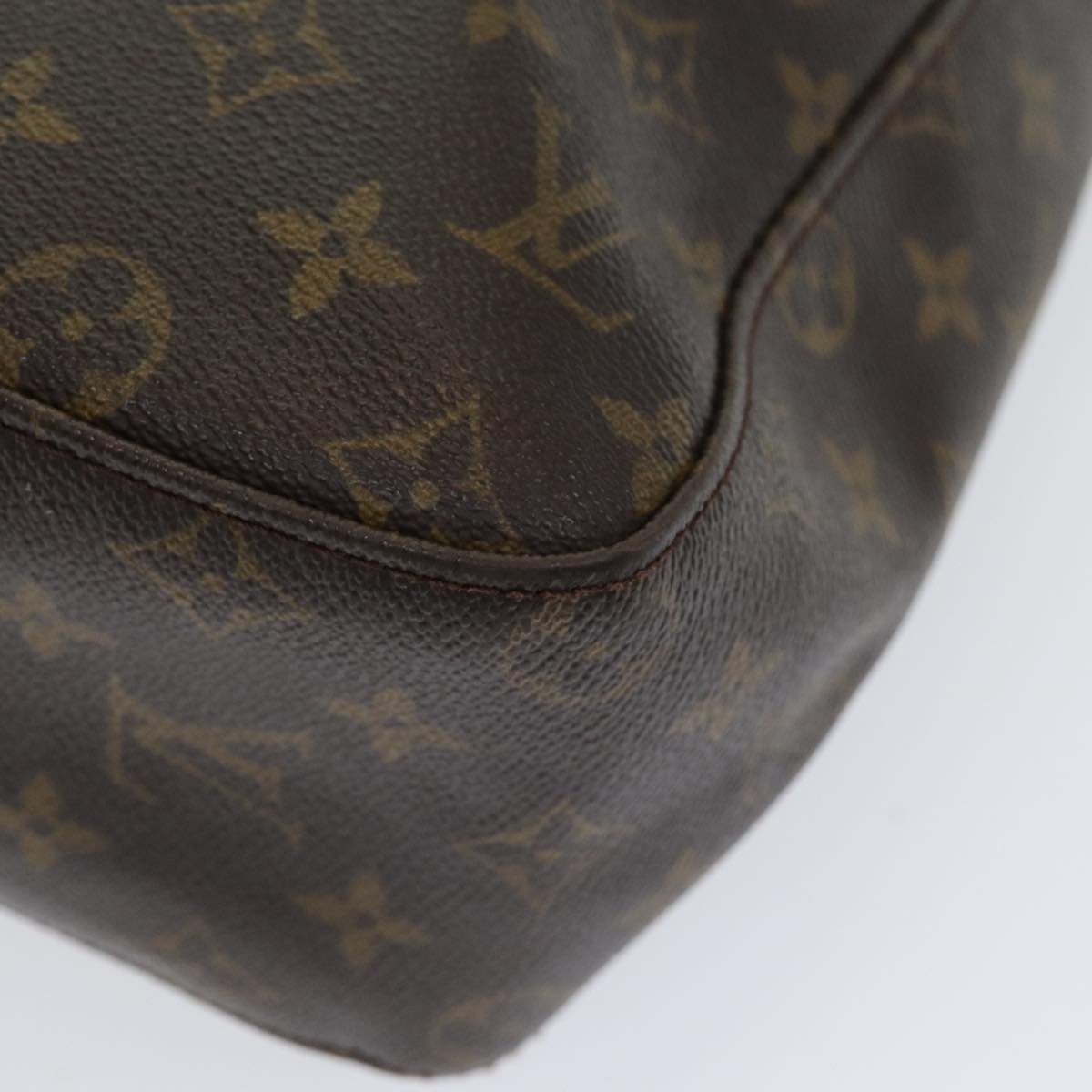 LOUIS VUITTON Looping GM Shoulder Bag