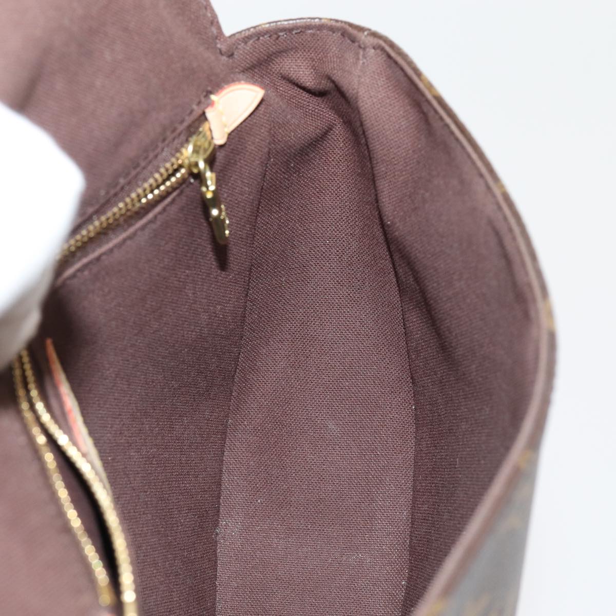 LOUIS VUITTON Chantilly Shoulder Bag