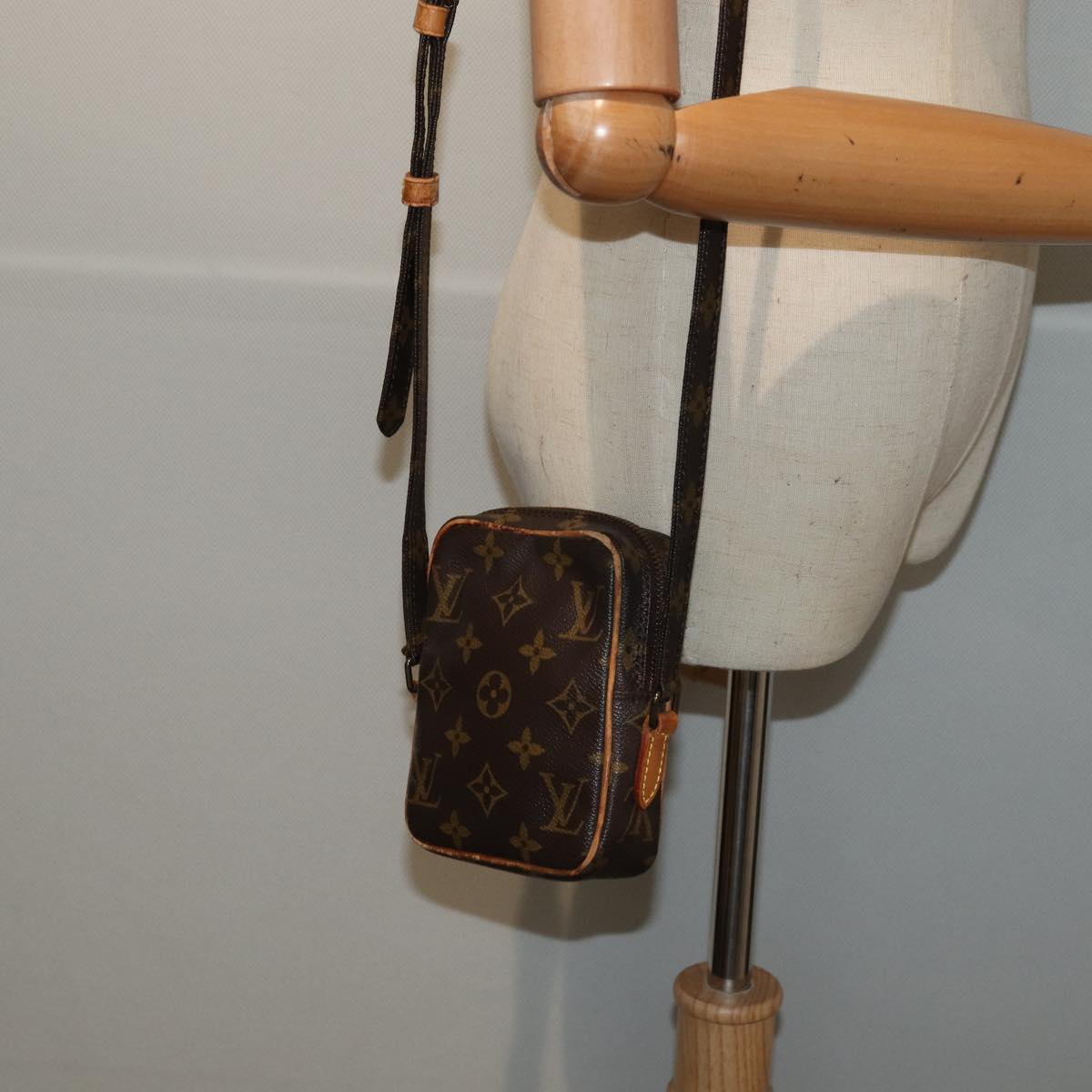 LOUIS VUITTON Danube Shoulder Bag