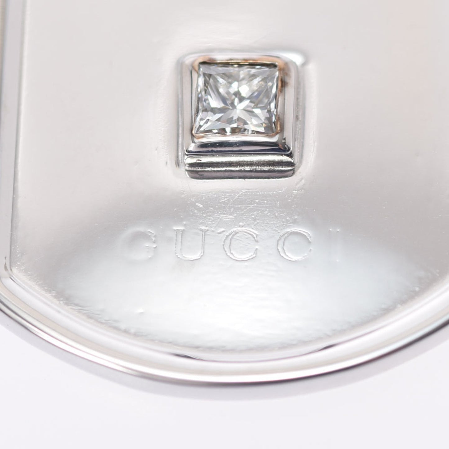 Gucci 2P diamond dock tag unisex K18WG necklace