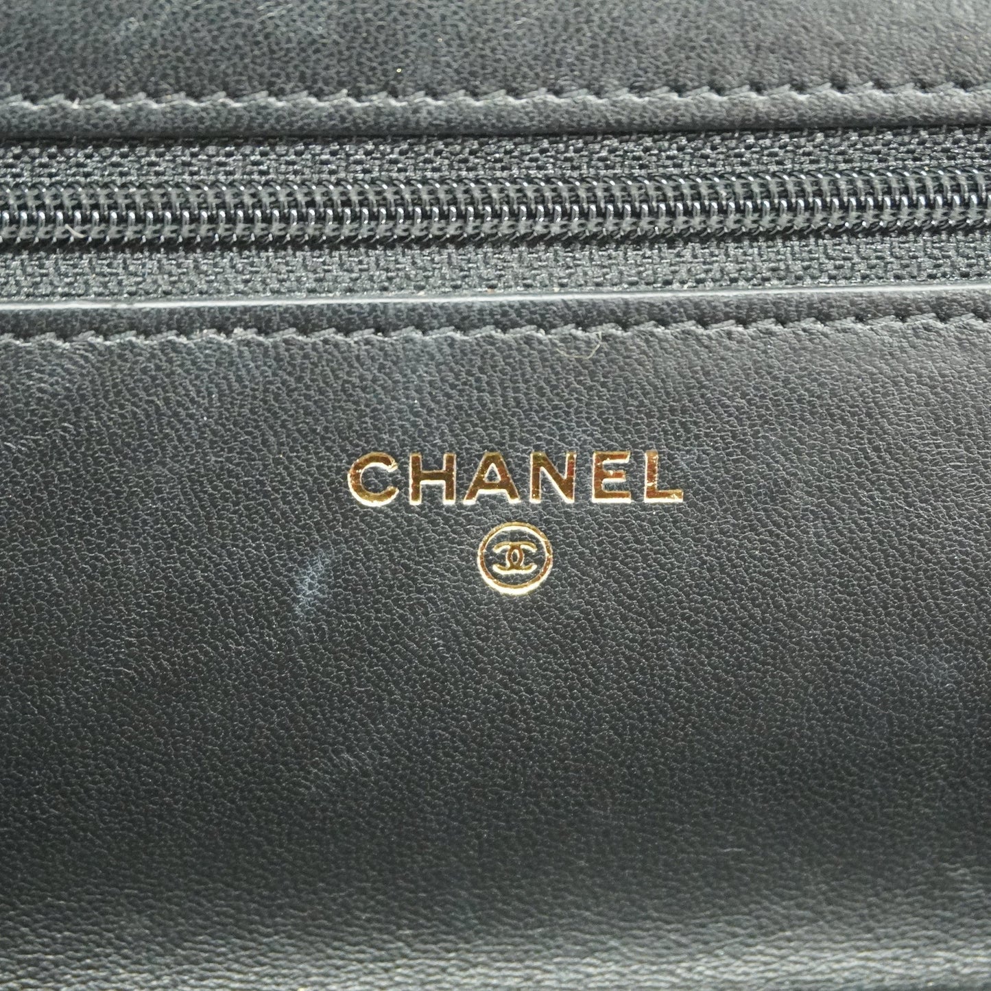 ChanelAuth Matelasse Chain Shoulder Gold Hardware Lambskin Wallet Black