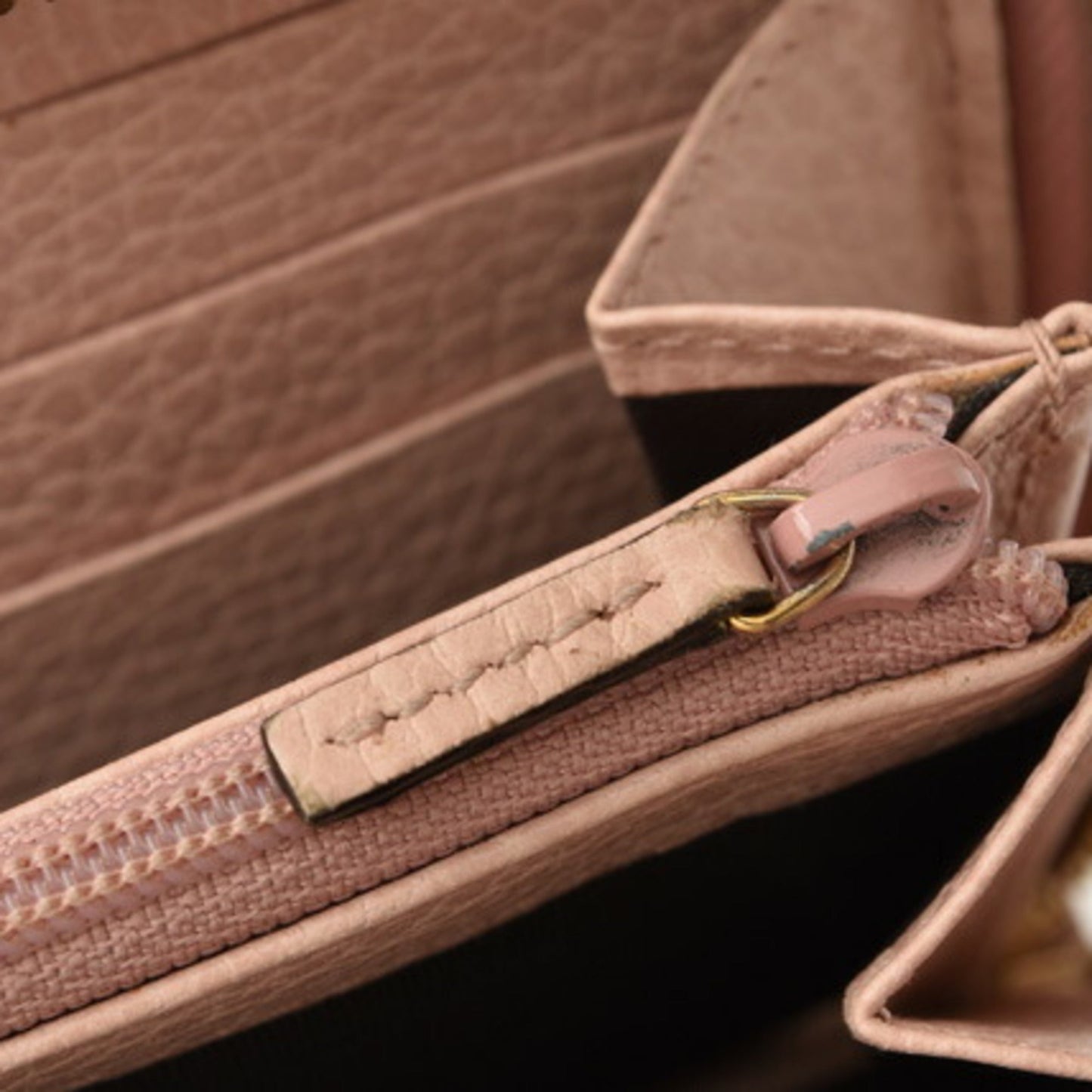 Gucci Wallet GUCCI Long / Petit Marmont Leather Pink Beige Round 456117