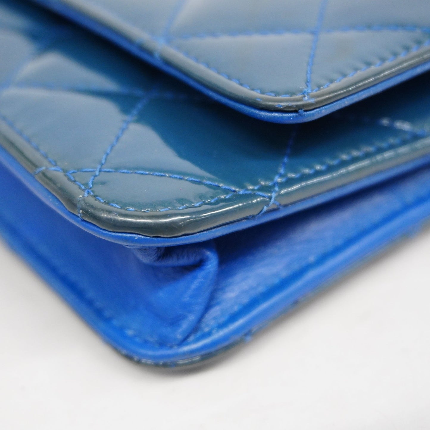 ChanelAuth Matelasse Chain Shoulder Silver Metal Fittings Women's Wallet Blue