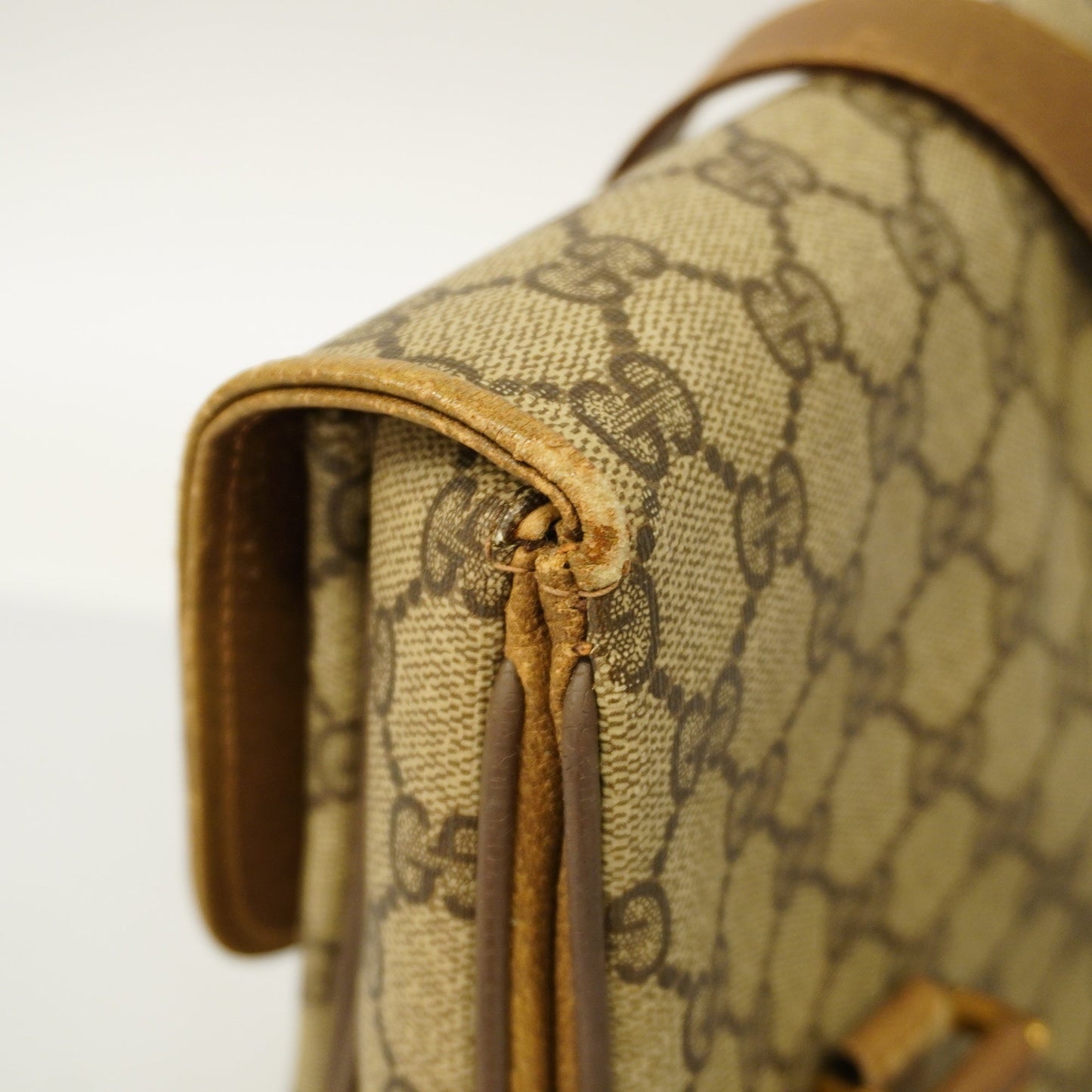 Gucci HandBag 116 02 080 Women's GG Supreme HandBag Beige