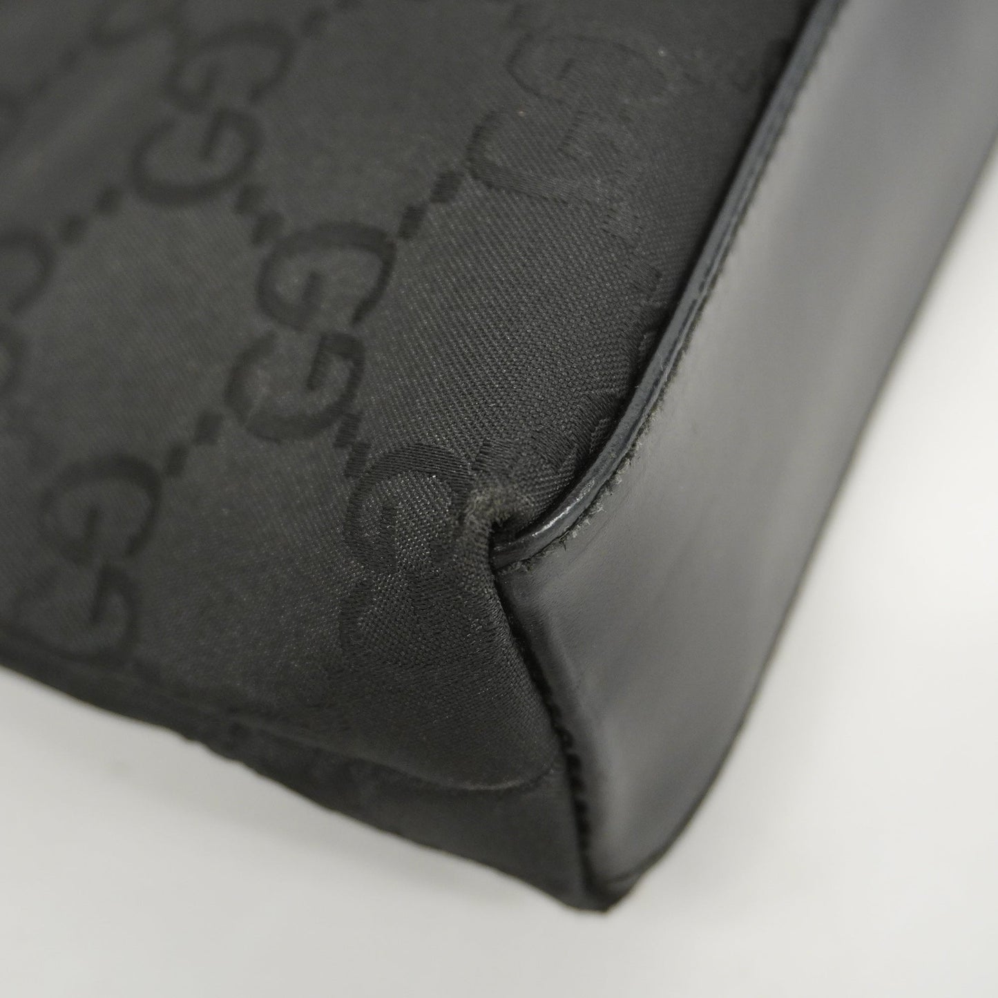 GUCCIAuth Pouch 039 1117 Women's Nylon Pouch Black