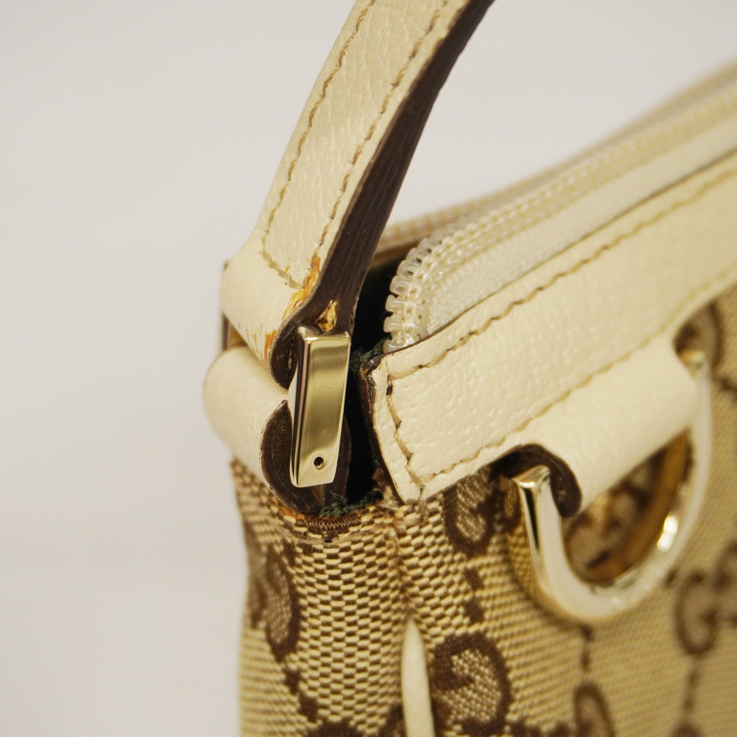 Gucci GG Canvas Pouch 145750 Women's Pouch Beige,Ivory