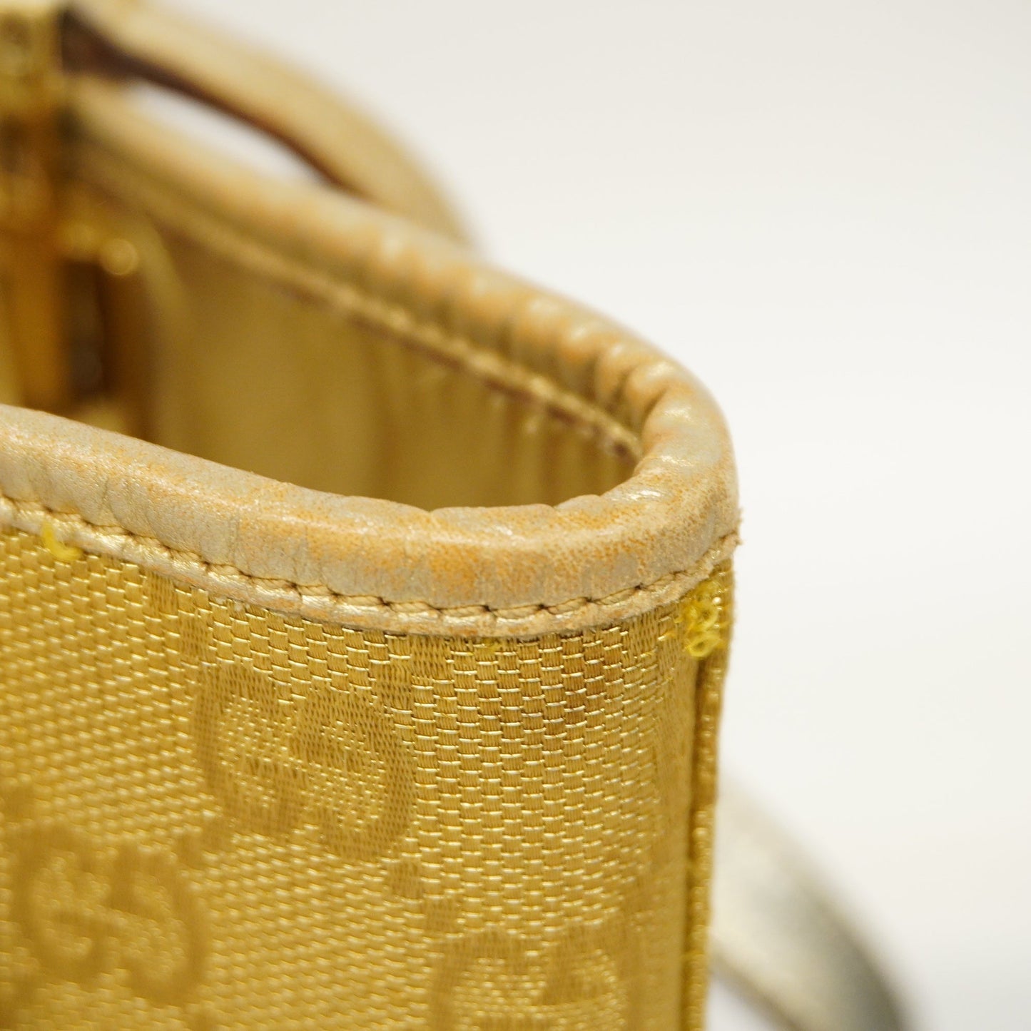 GUCCIAuth 002 1099 Women's GG Canvas Tote Bag Gold