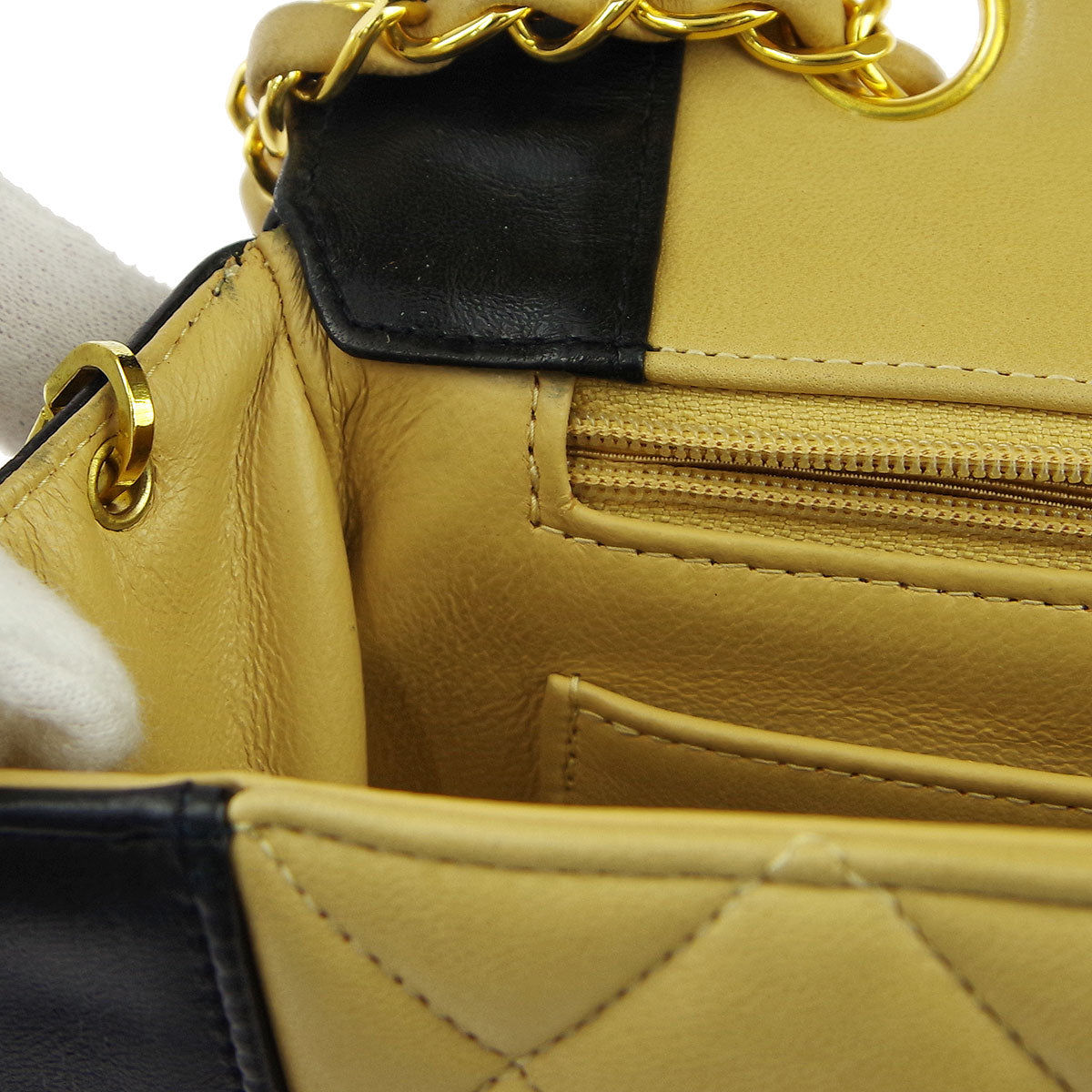 Chanel 1991-1994 Lambskin Medium Diana Shoulder Bag
