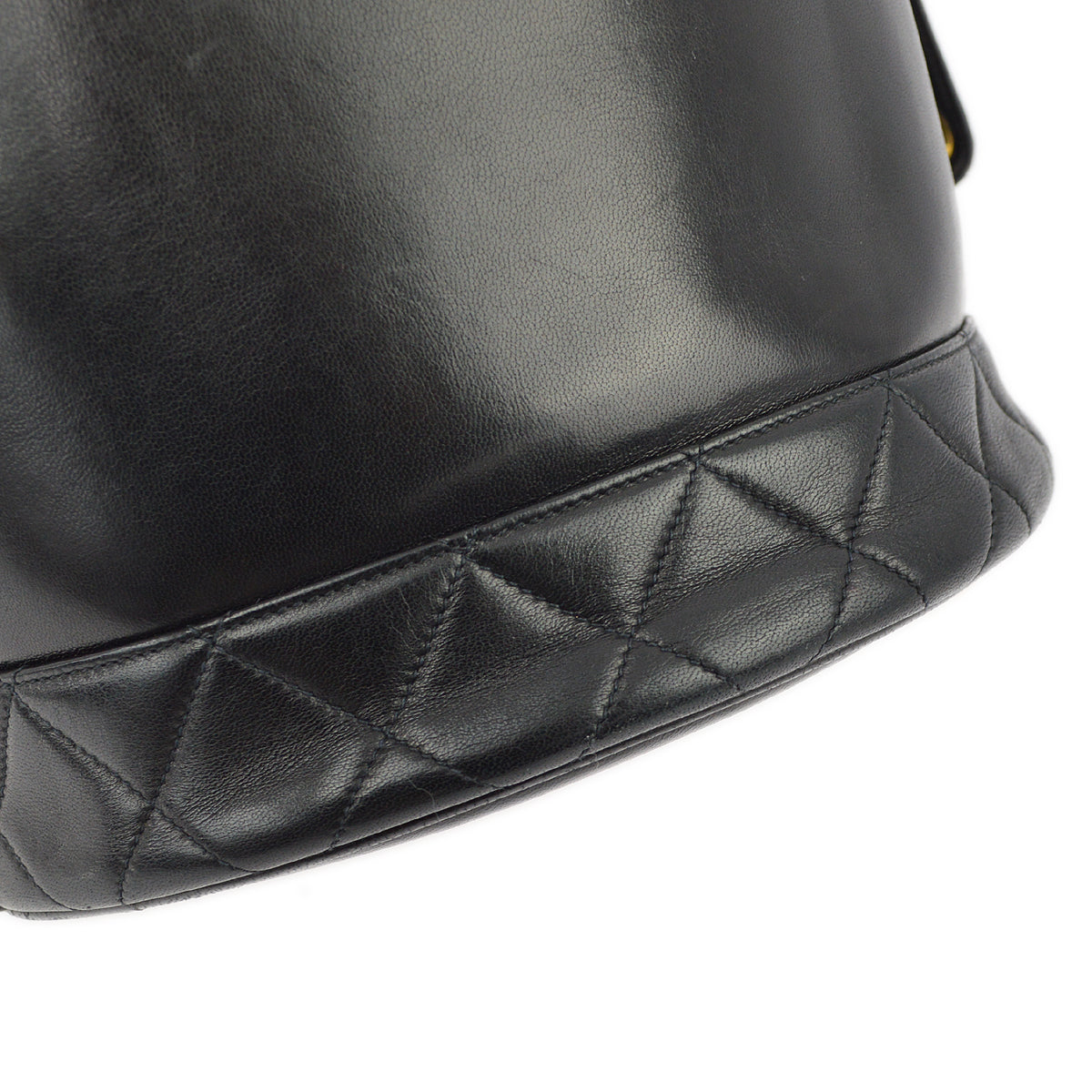 Chanel 1989-1991 Black Lambskin Bucket Shoulder Bag