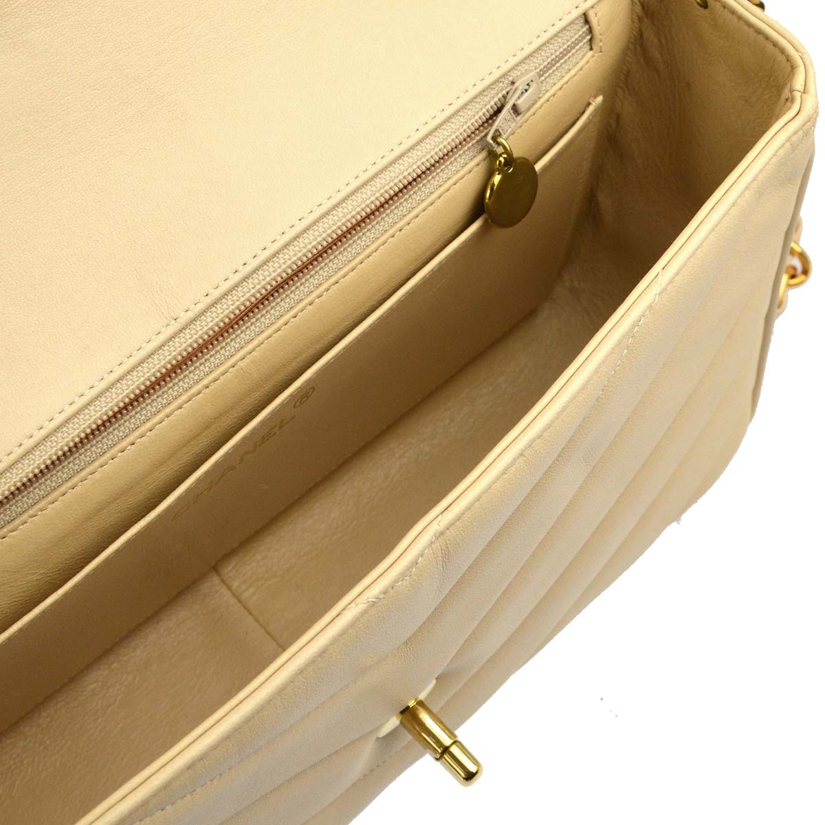 Chanel 1994-1996 Beige Lambskin Chevron Shoulder Bag