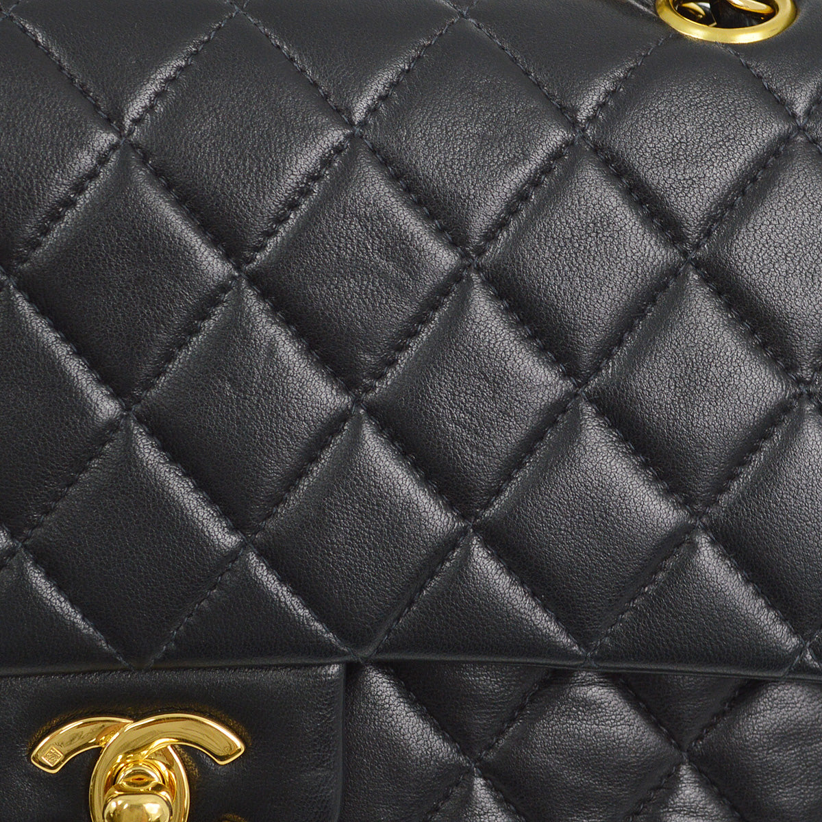 Chanel 2000-2001 Black Lambskin Medium Classic Double Flap Shoulder Bag