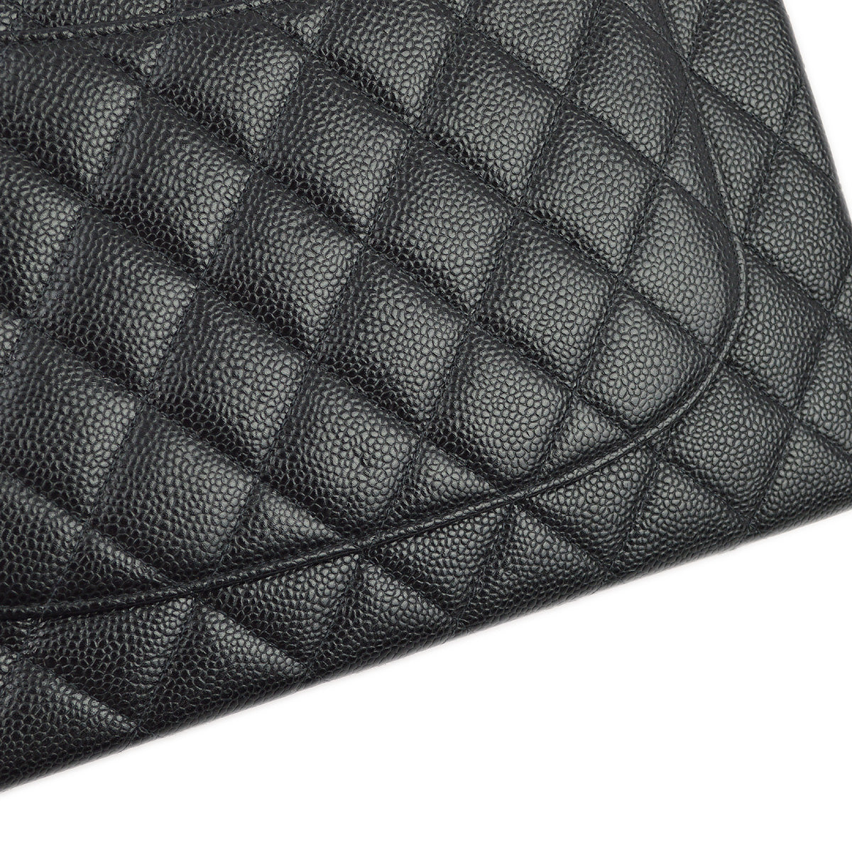 Chanel 2000-2001 Black Caviar Jumbo Classic Flap Shoulder Bag