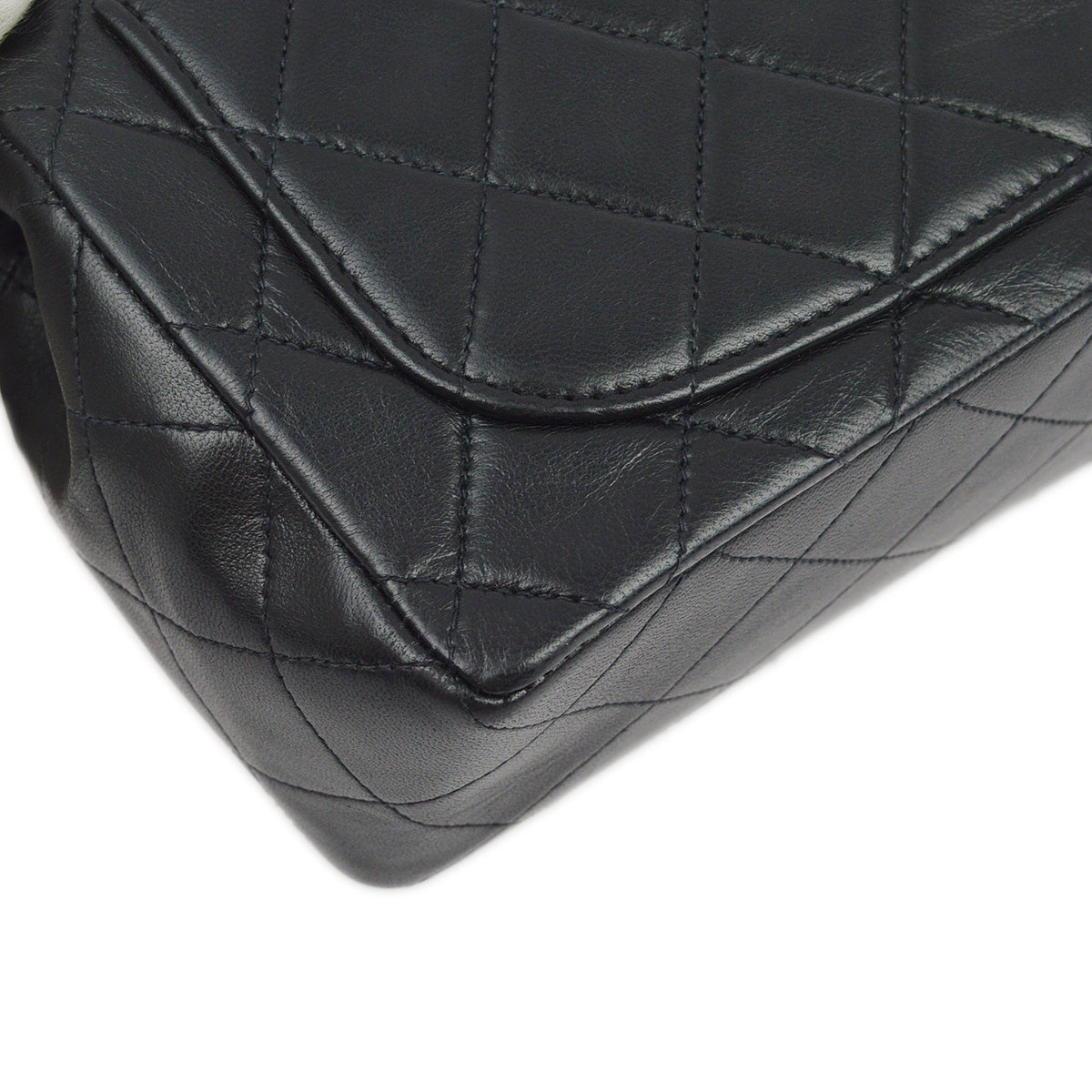 Chanel 1994-1996 Black Lambskin Mini Classic Square Flap Shoulder Bag 17