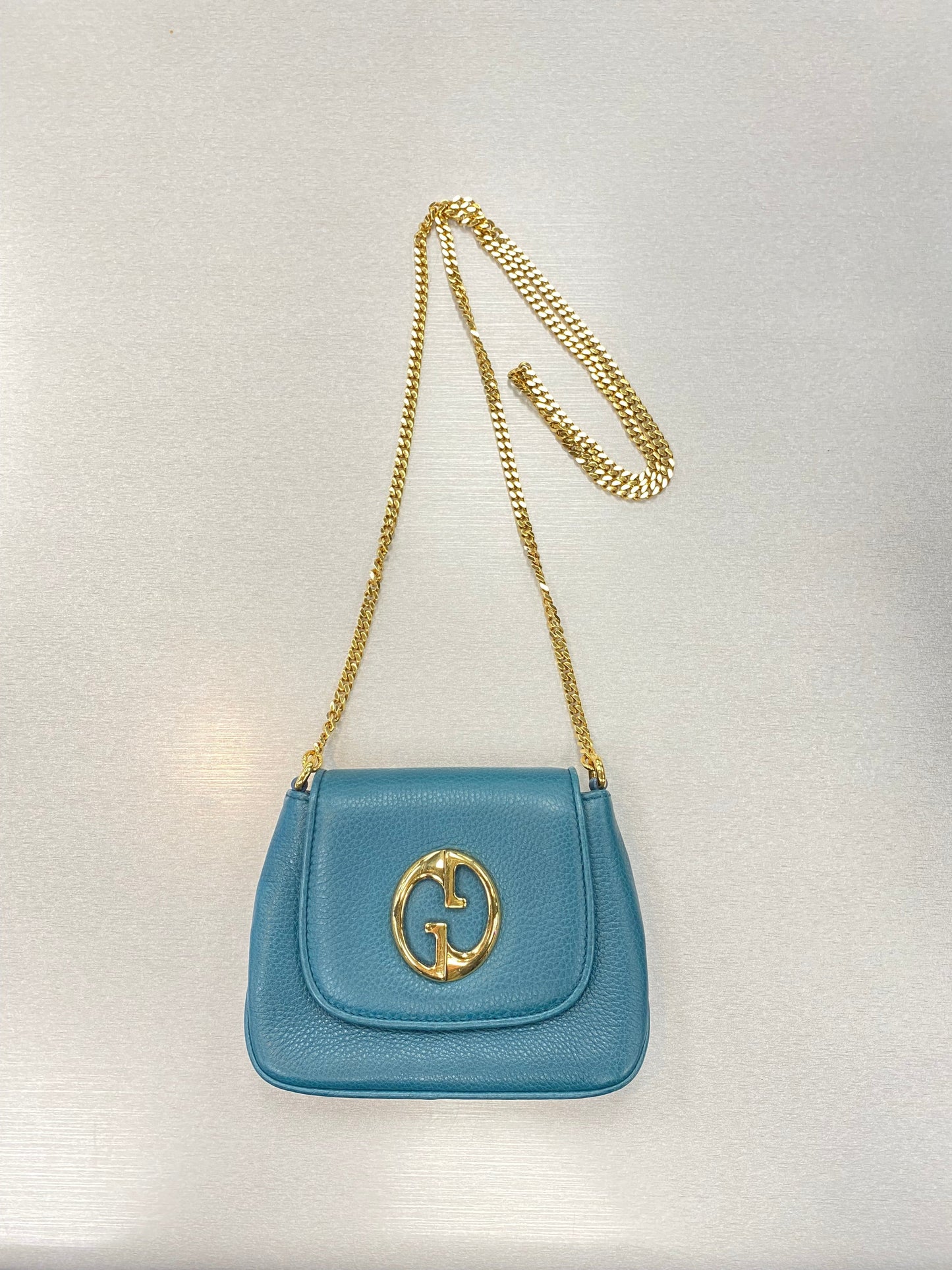 Crossbody Luxury Designer By Gucci Size: Small