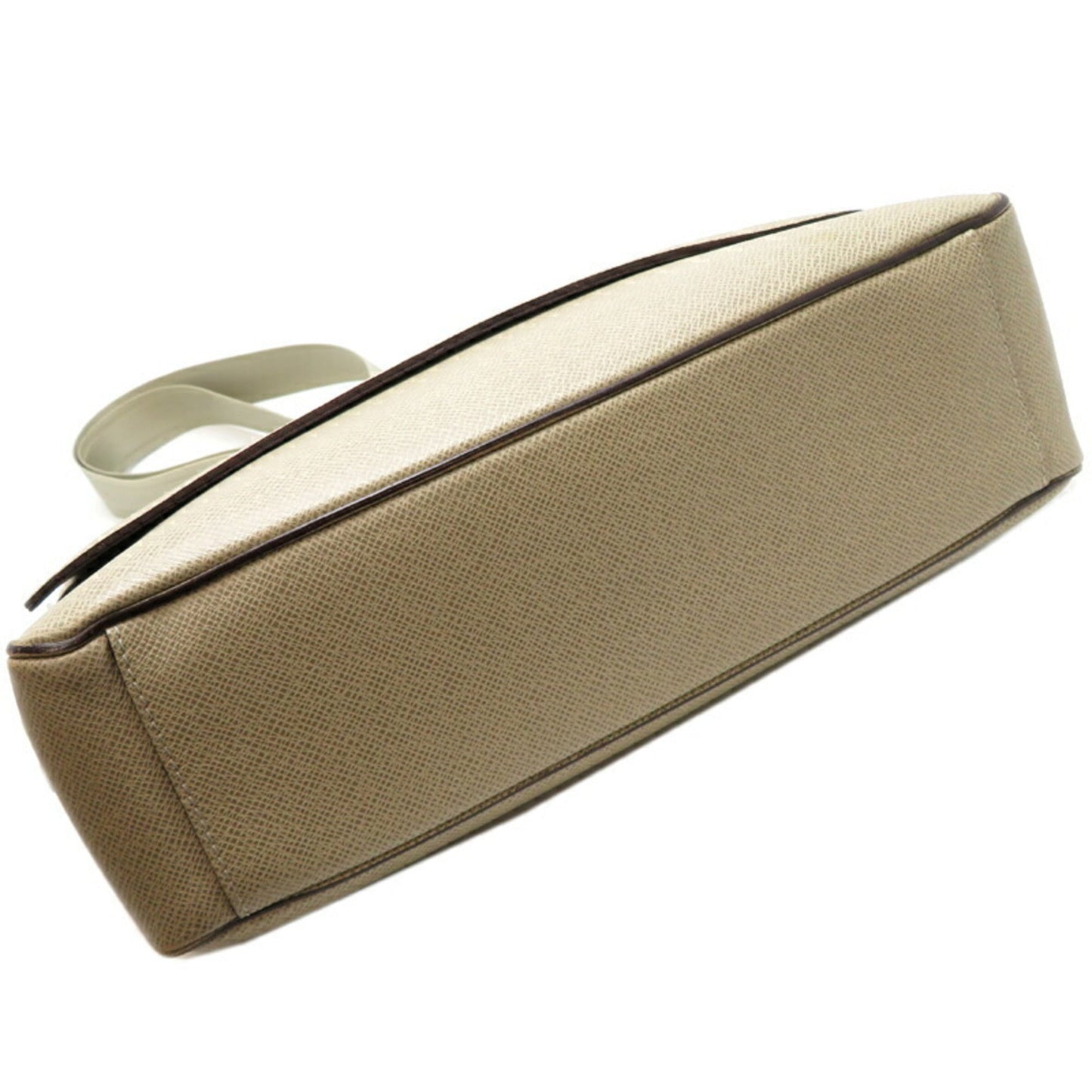 Louis Vuitton Taiga Leather Shoulder Bag