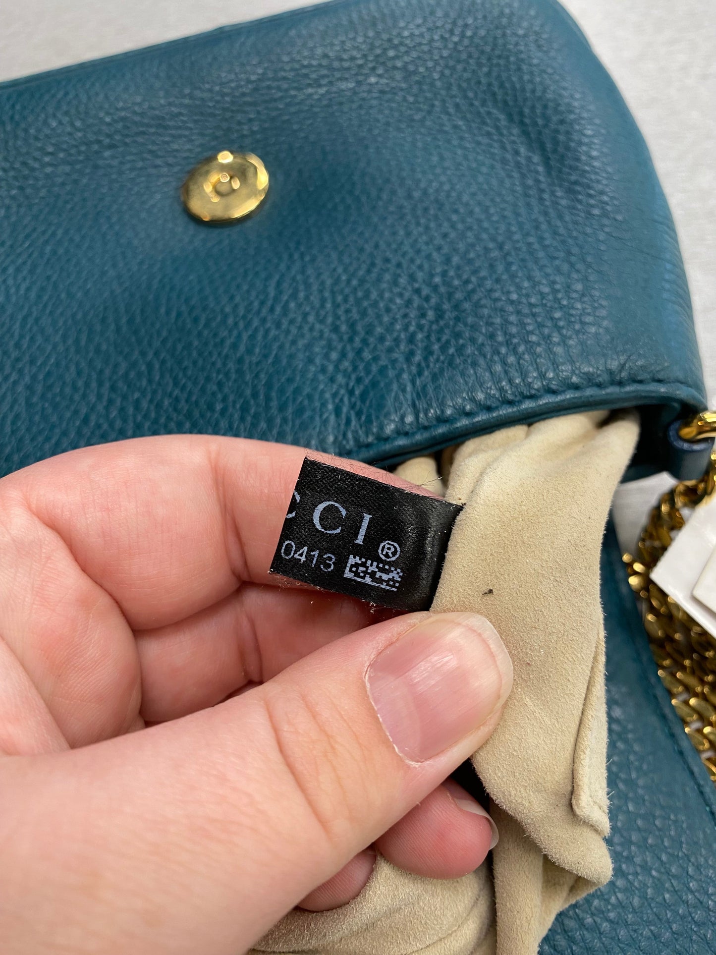 Crossbody Luxury Designer By Gucci Size: Small