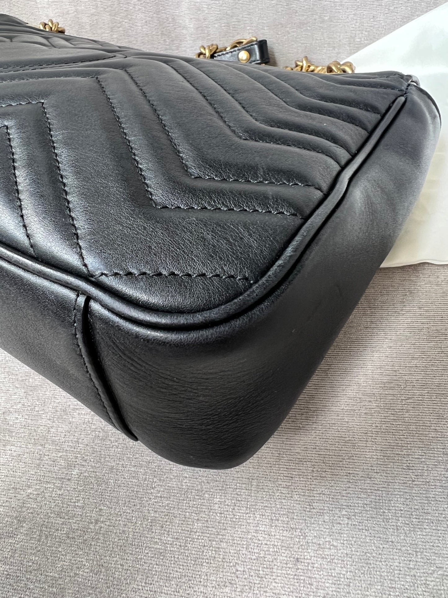 Gucci GG Black Marmont Medium Shoulder Bag
