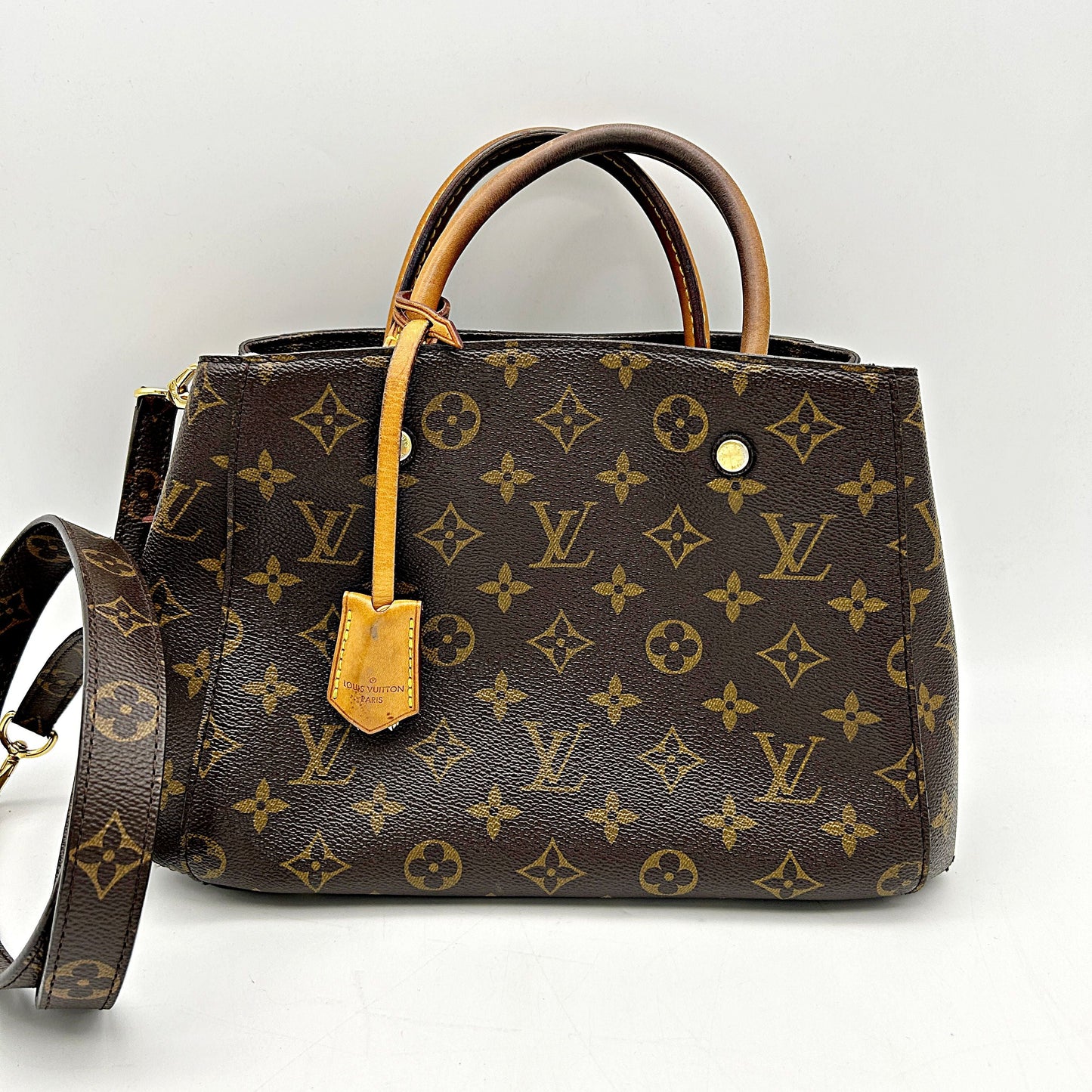 Pre-owned Louis Vuitton Montaigne MM LA17041