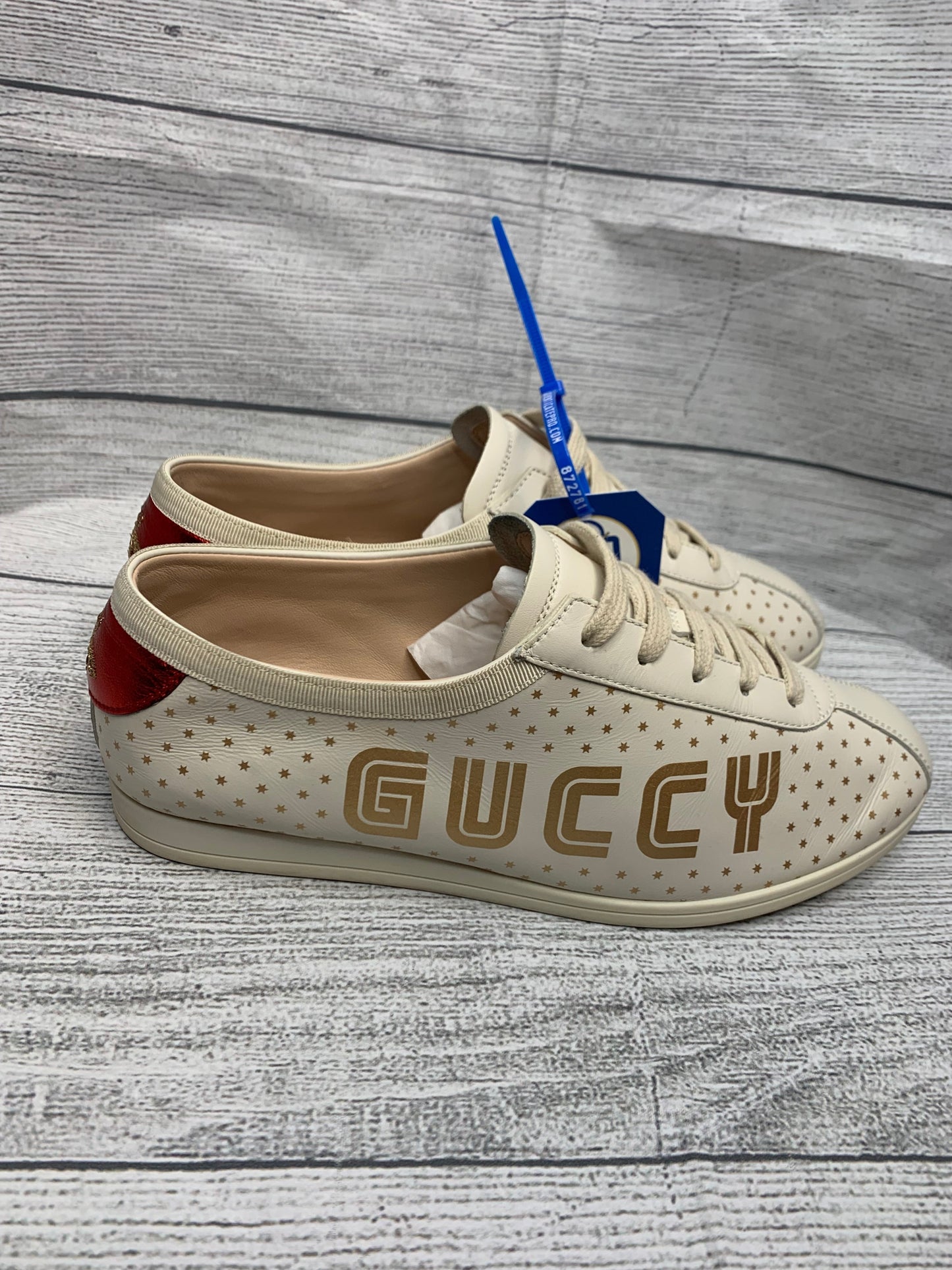 Shoes Designer By Gucci Size: 7.5
