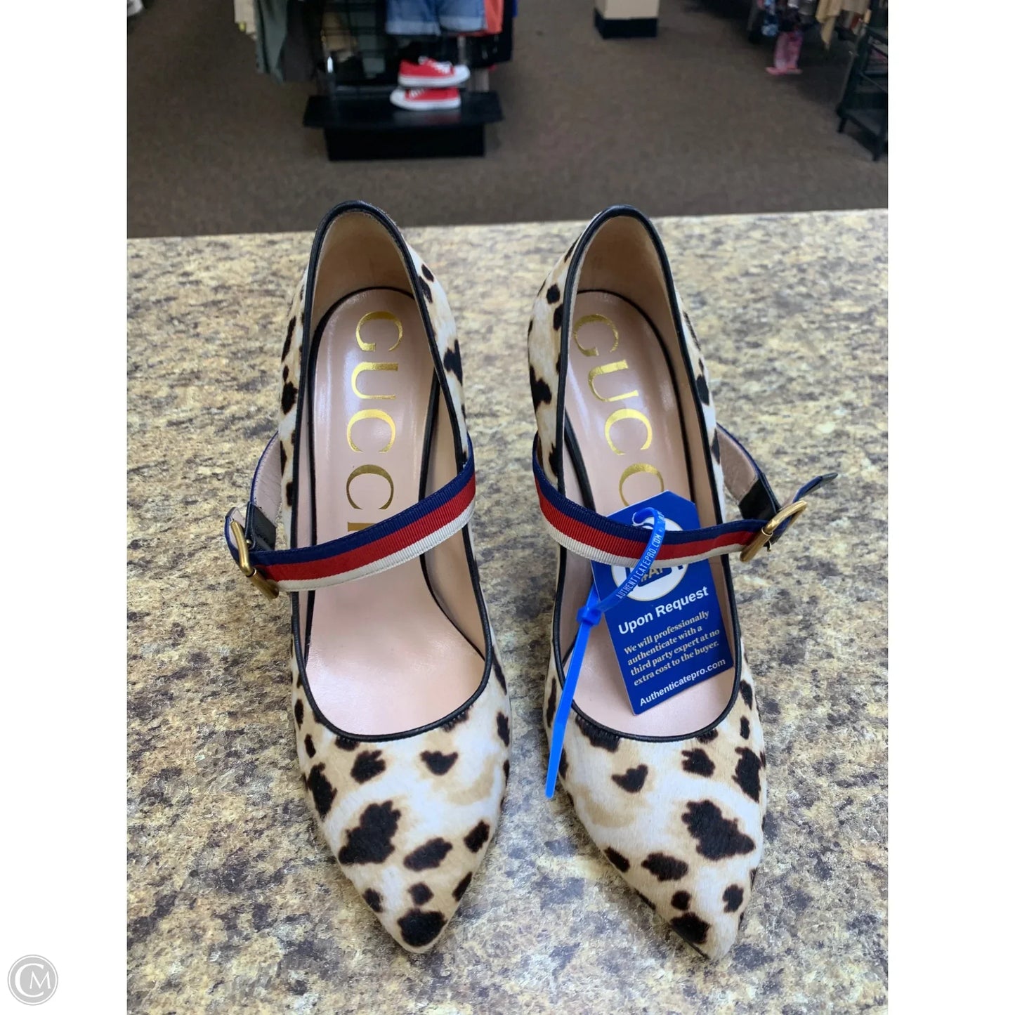 Shoes Heels Stiletto By Gucci In Animal Print, Size: 9