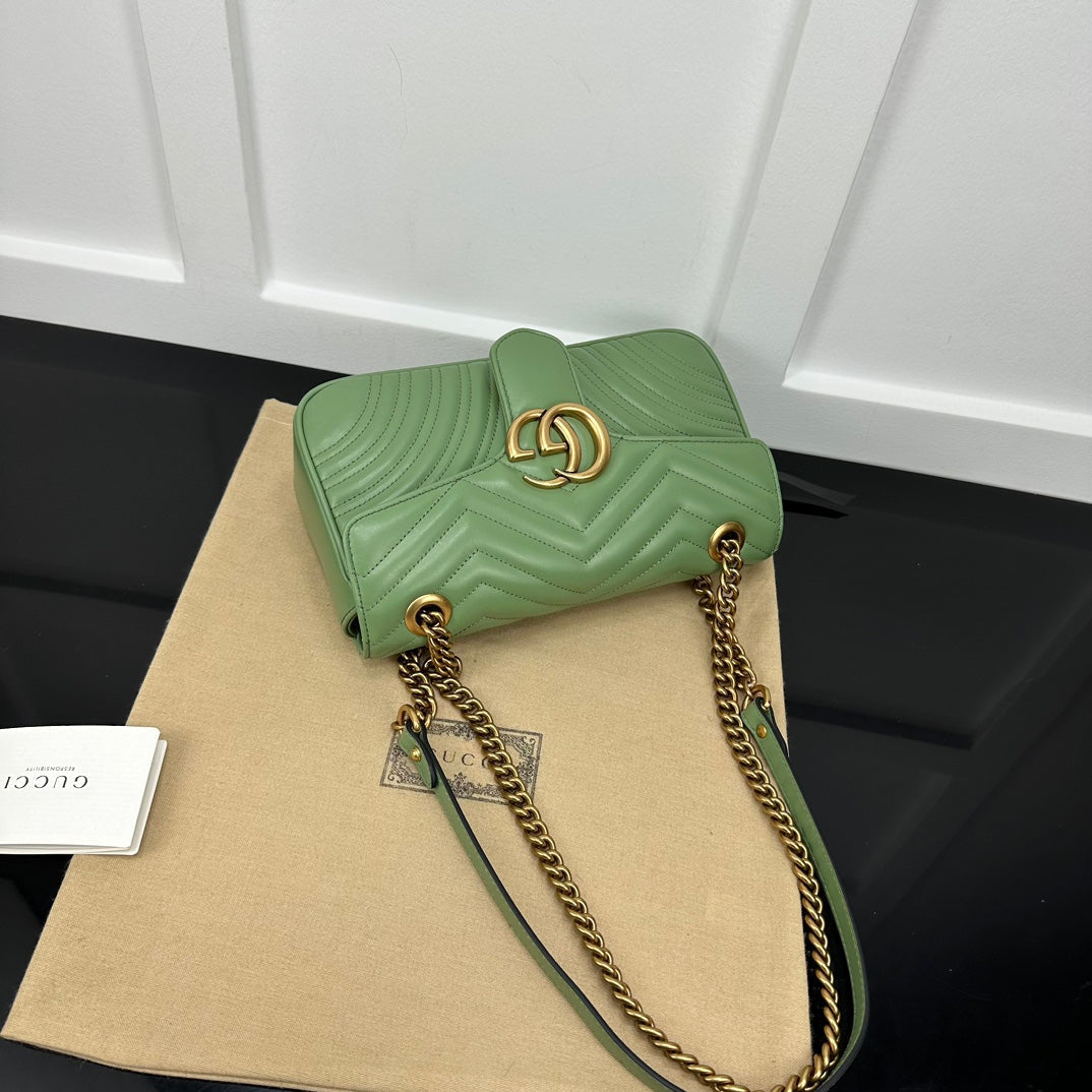 BOLSA GUCCI MARMONT PEQUENA 26