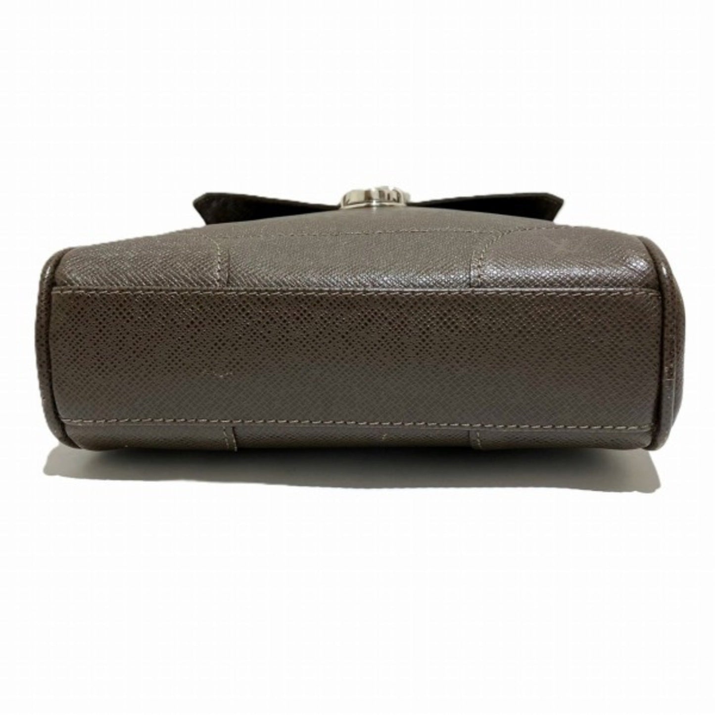 Louis Vuitton Taiga Leather Shoulder Bag
