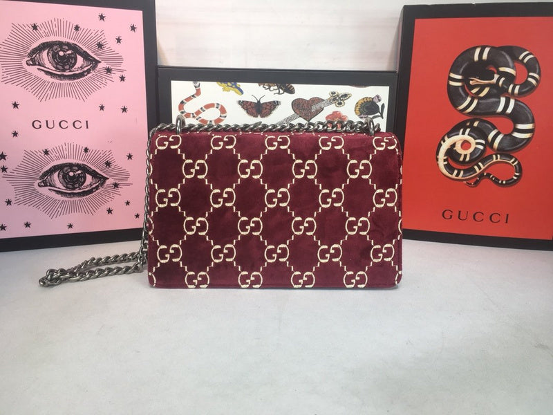 Gucci Bags - The Tote 304