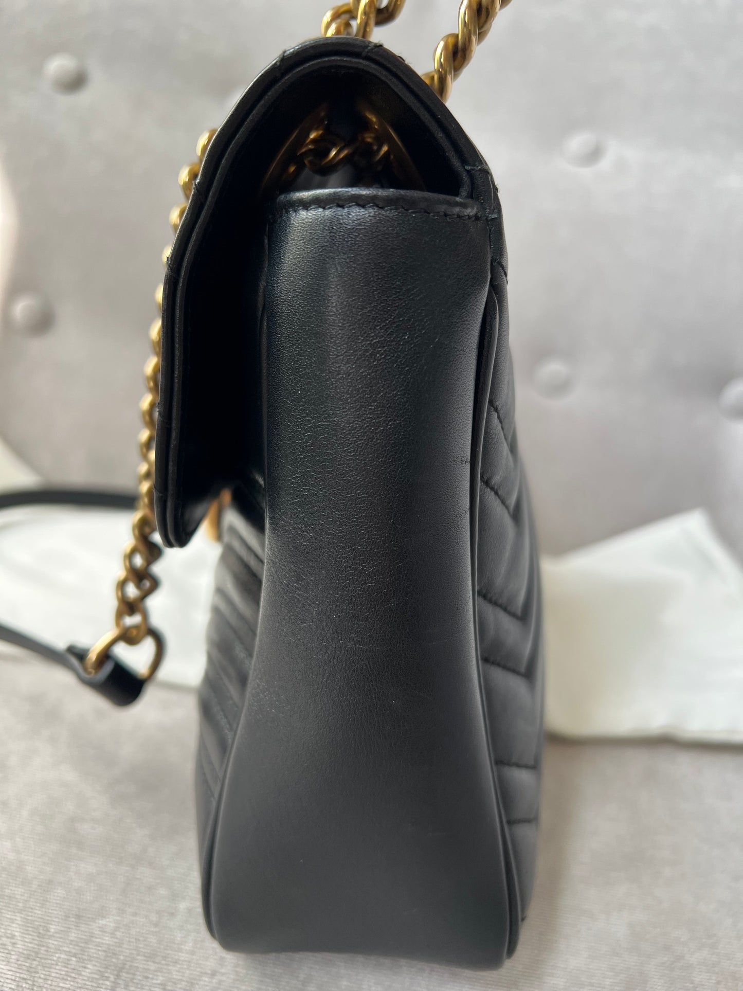 Gucci GG Black Marmont Medium Shoulder Bag