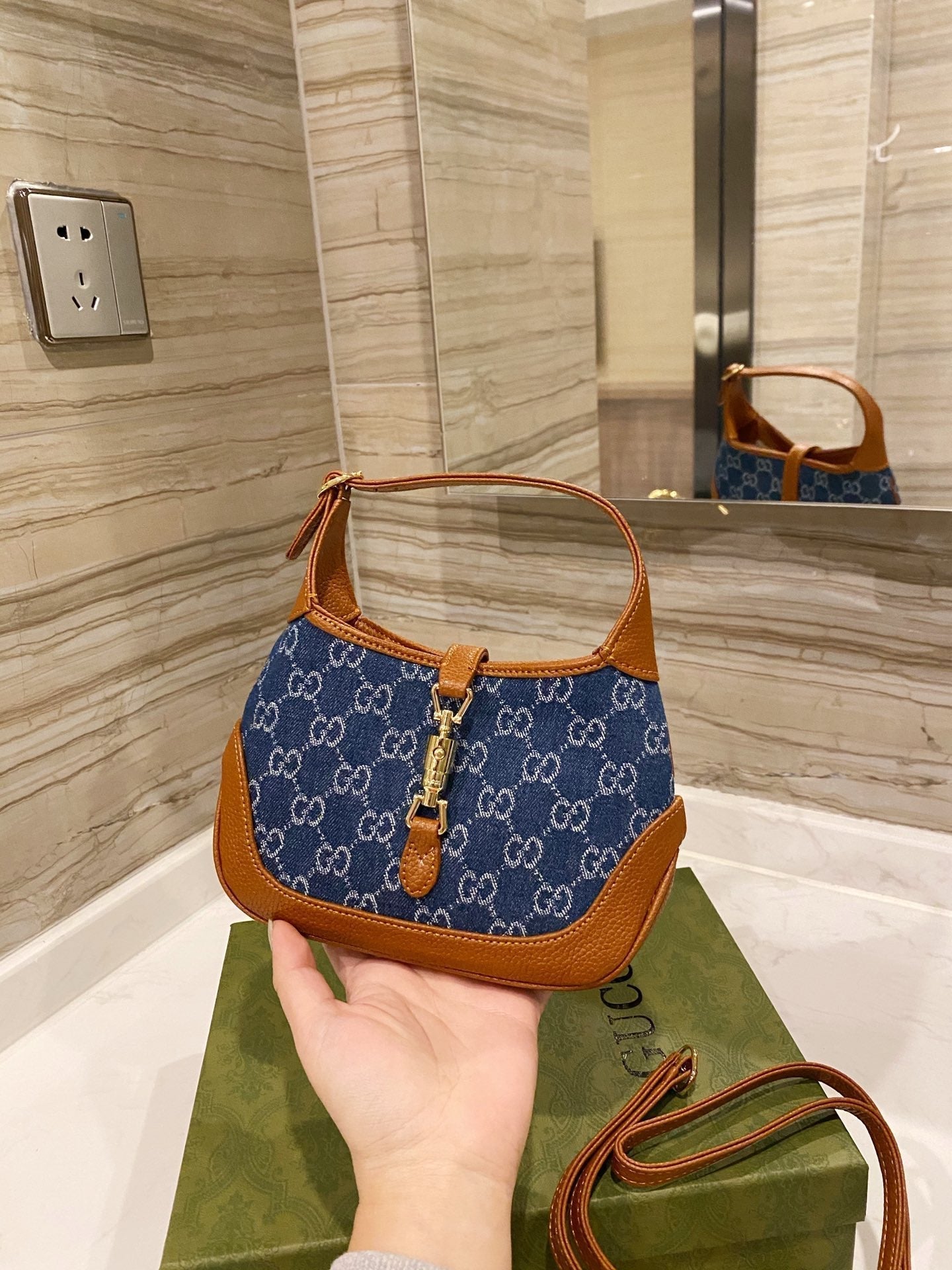 MO - Top Quality Bags Gucci 221