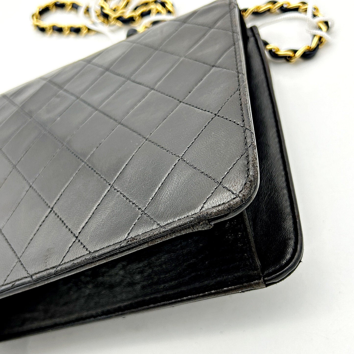 Pre-owned Chanel CC Quilted Flap Bag - Black Shoulder Bags LA23608