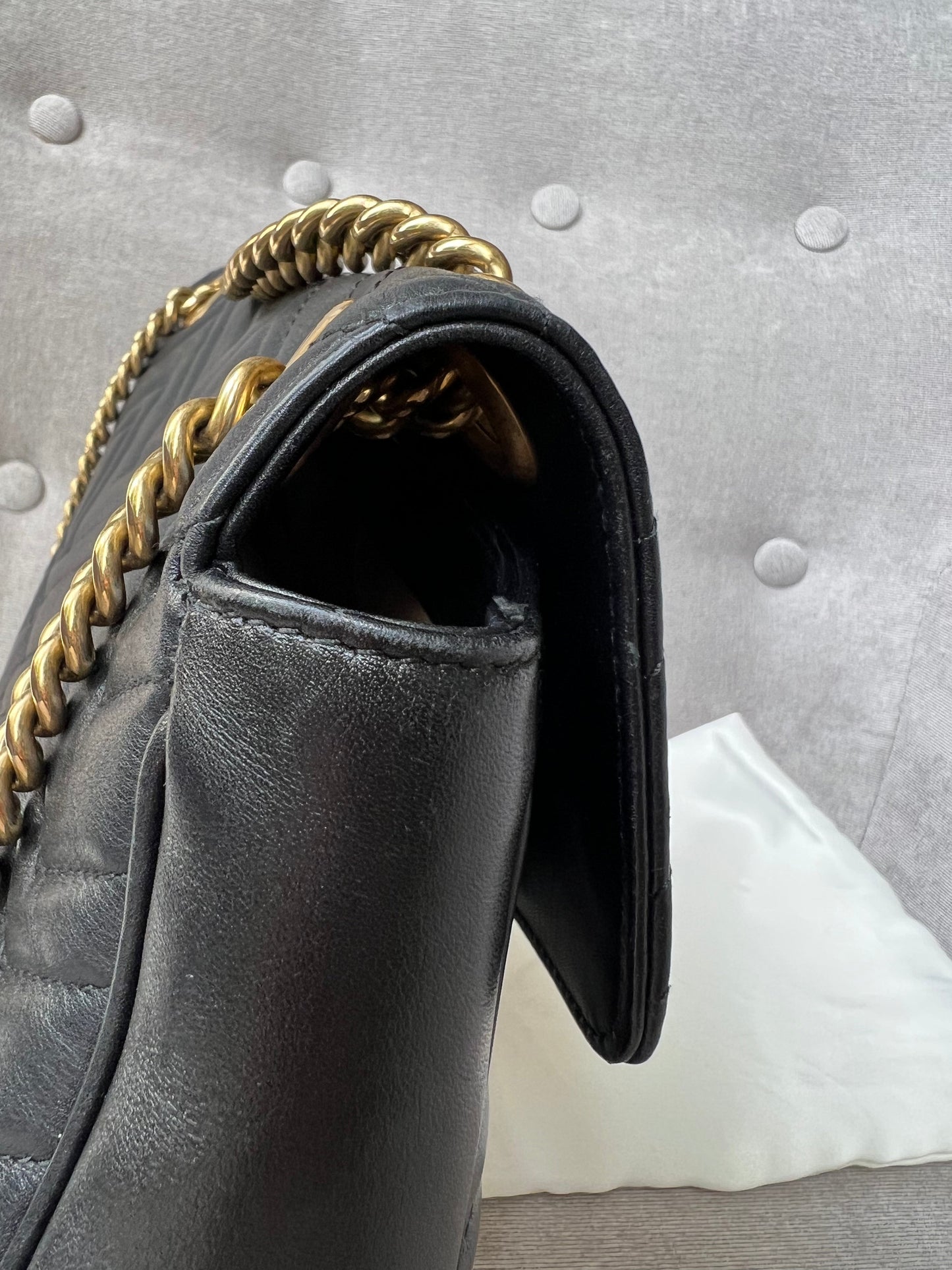 Gucci GG Black Marmont Medium Shoulder Bag