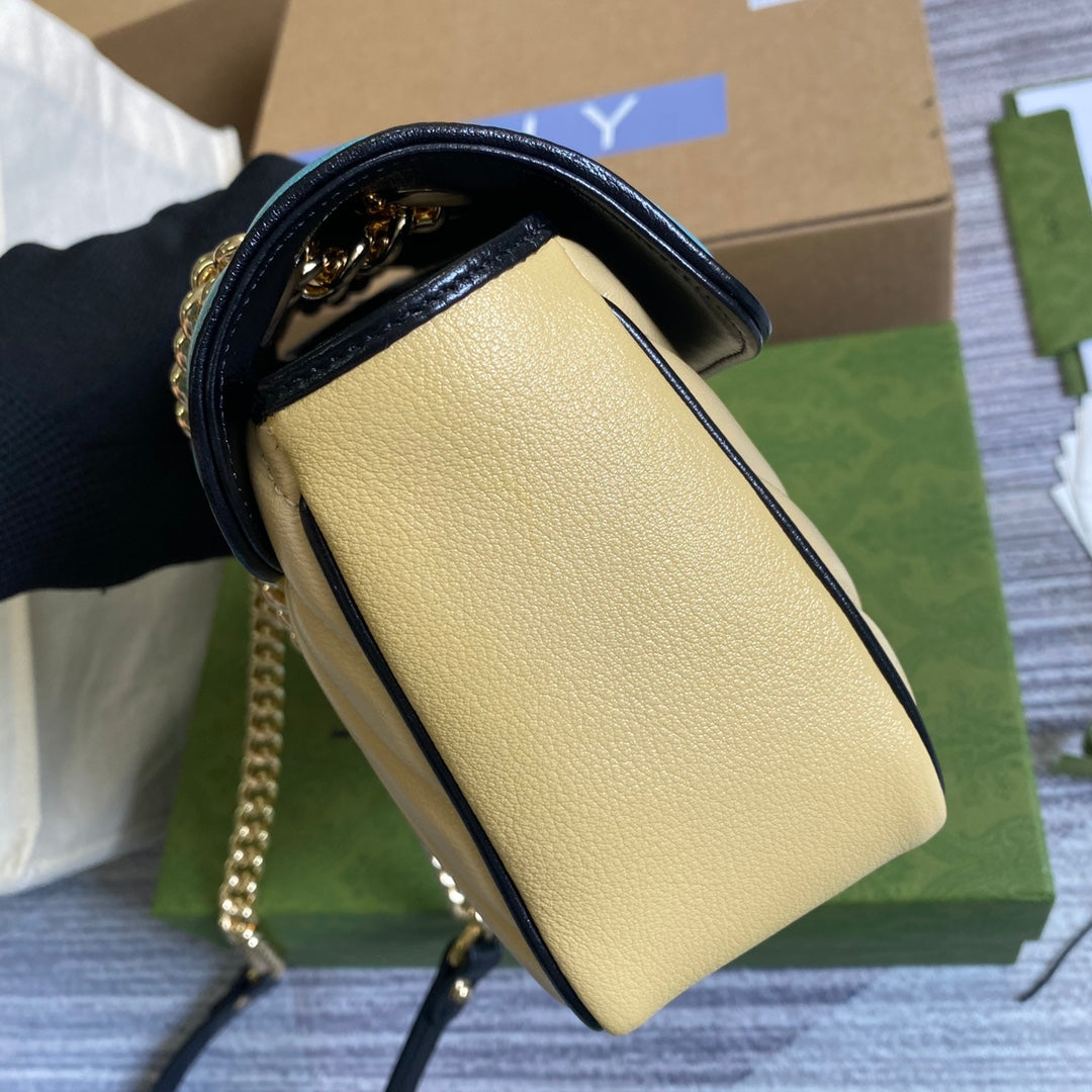 BOLSA GUCCI MARMONT PEQUENA 26