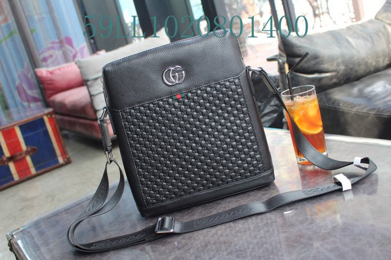 Gucci Bags - The Tote 900