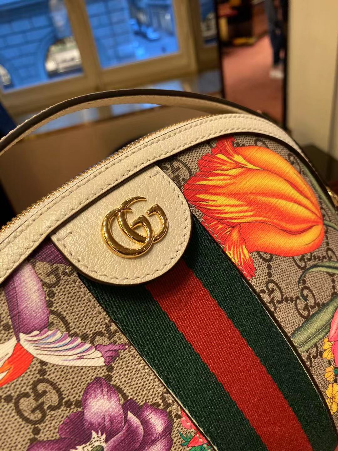 Gucci