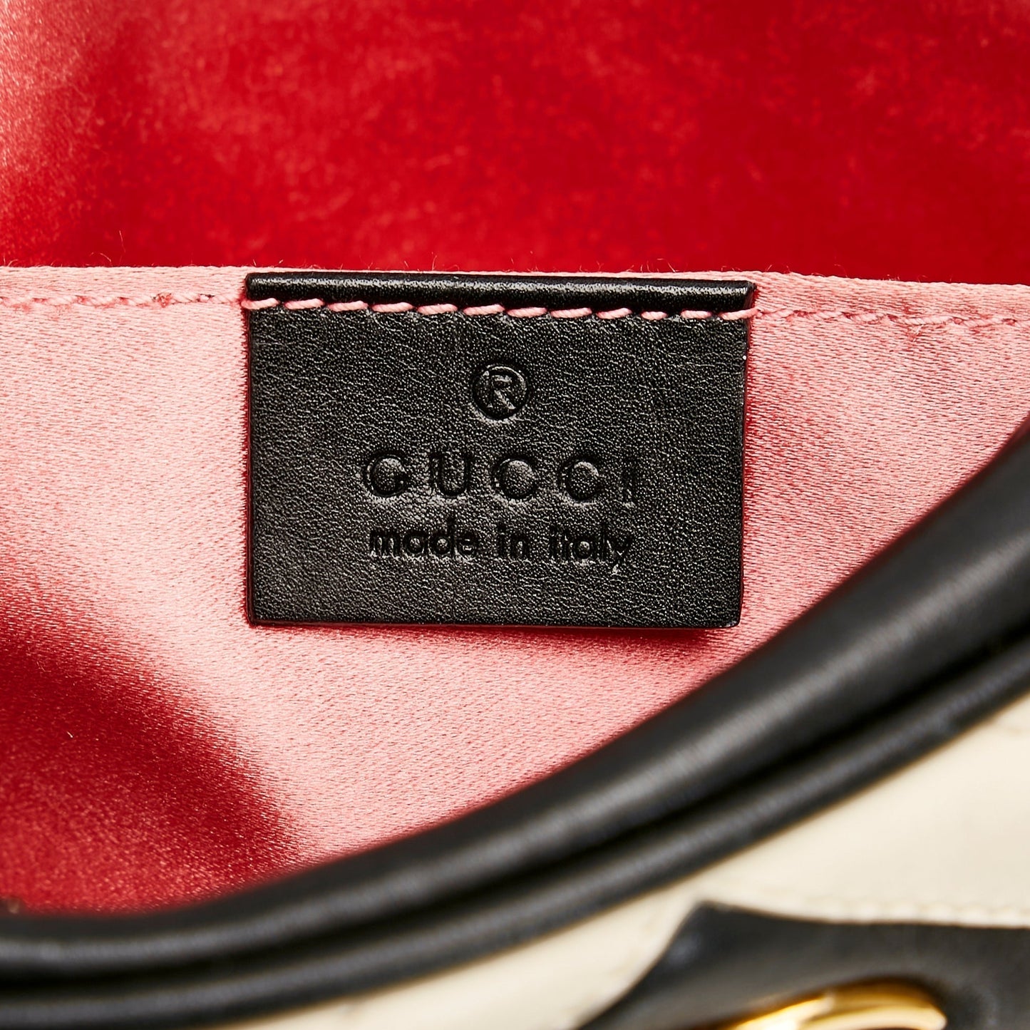 Gucci GG Marmont Matelasse Crossbody Bag